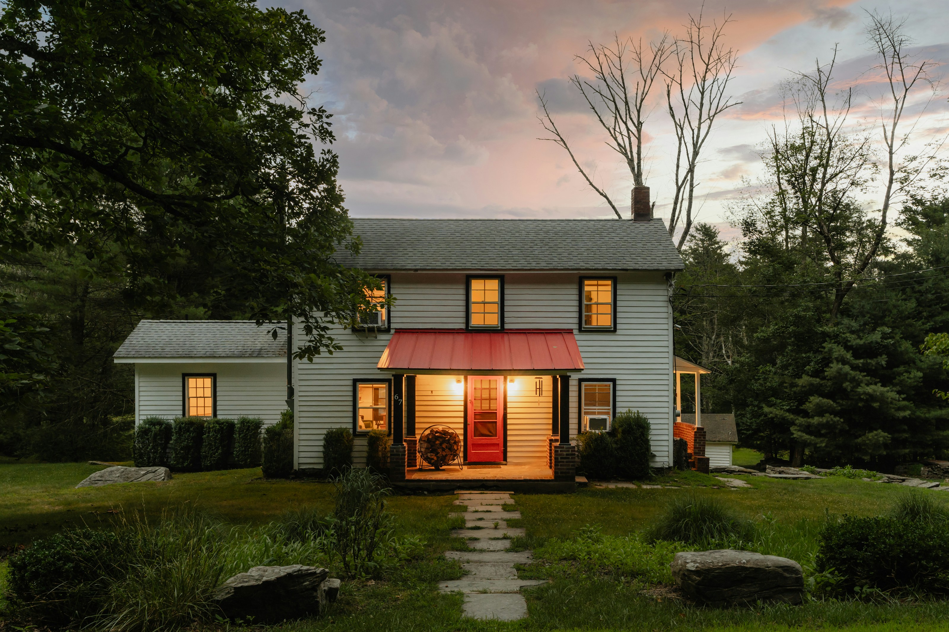 The exterior of a house | Source: Unsplash