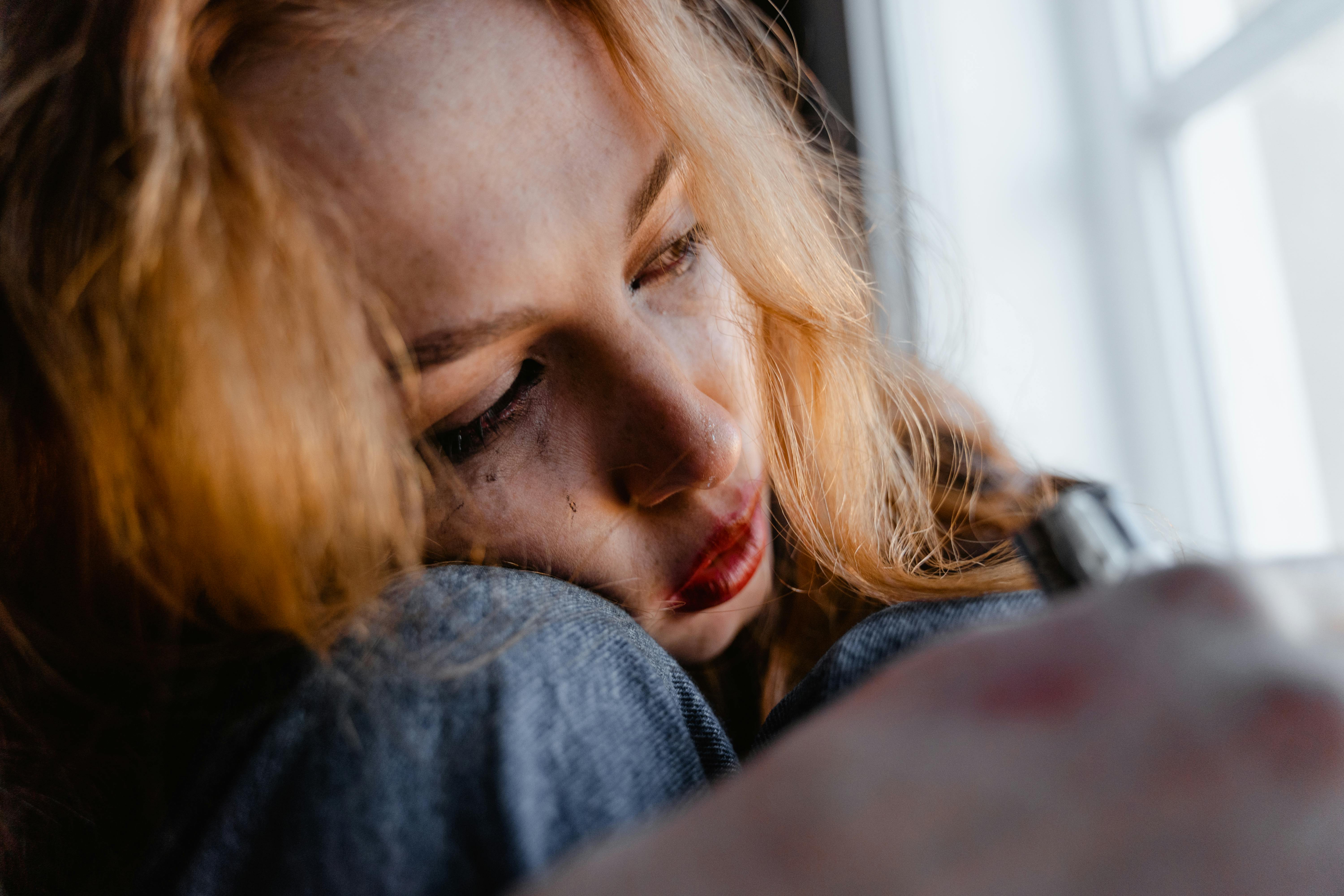 Exhausted woman | Source: Pexels