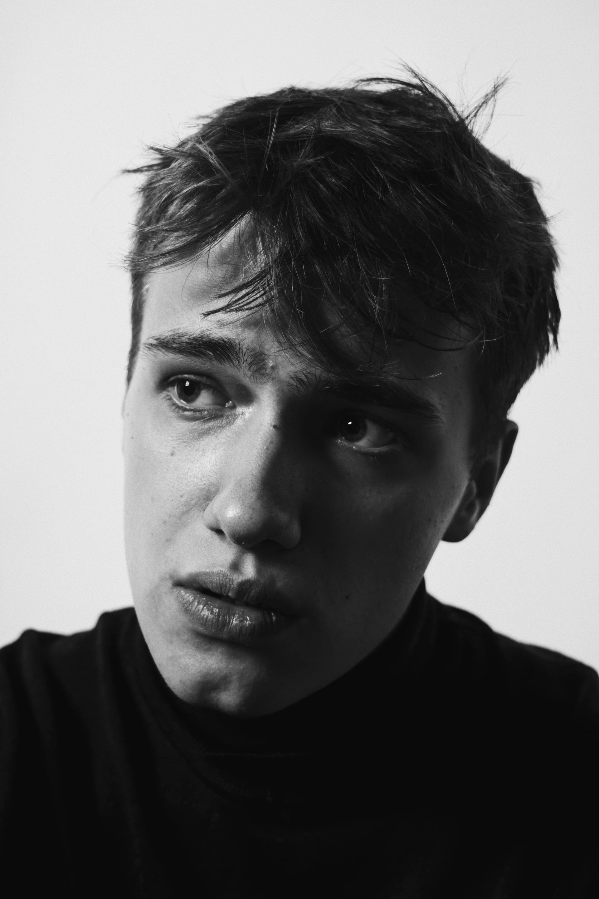 An apologetic-looking man | Source: Pexels