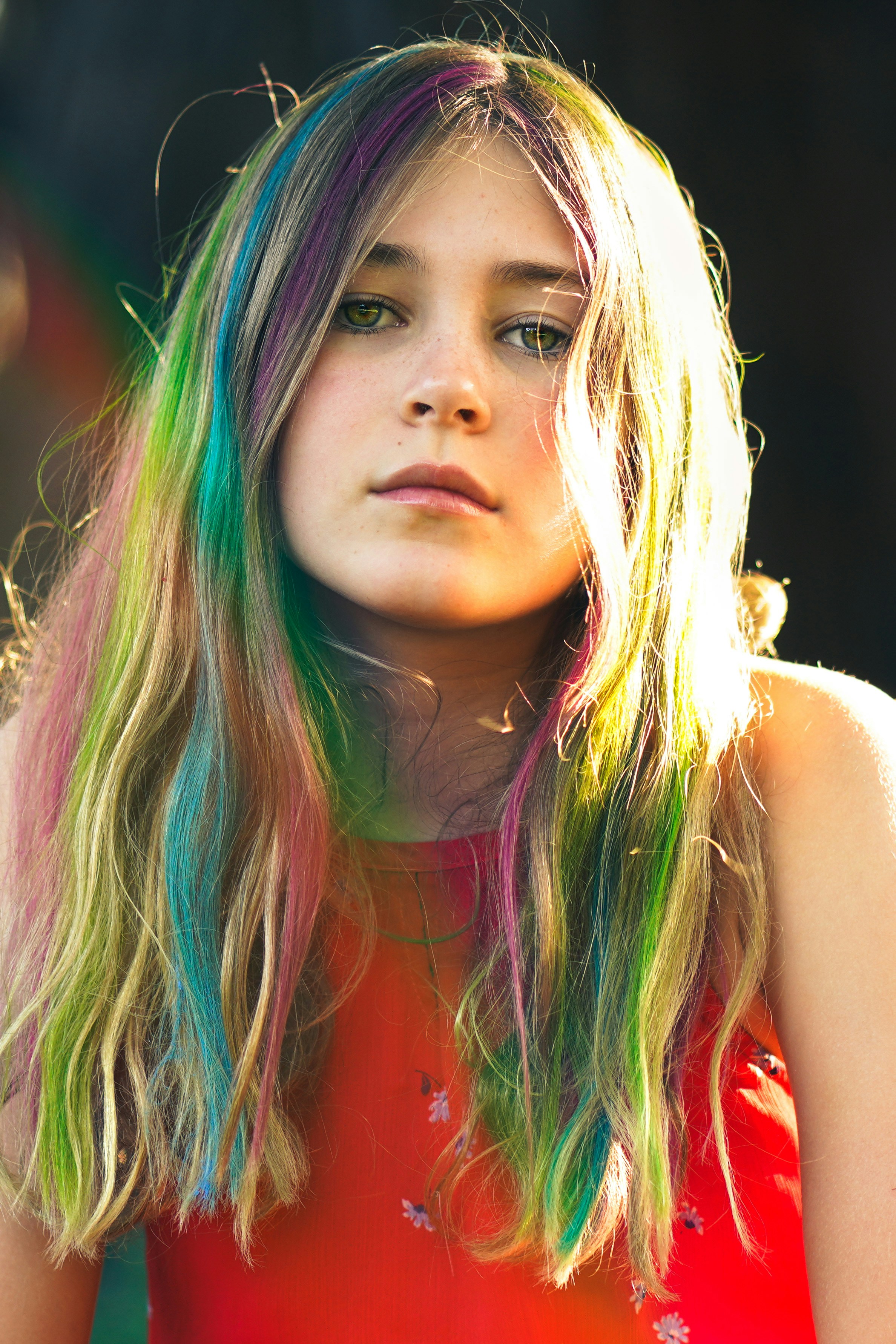 A teenage girl with dyed hair | Source: Unsplash