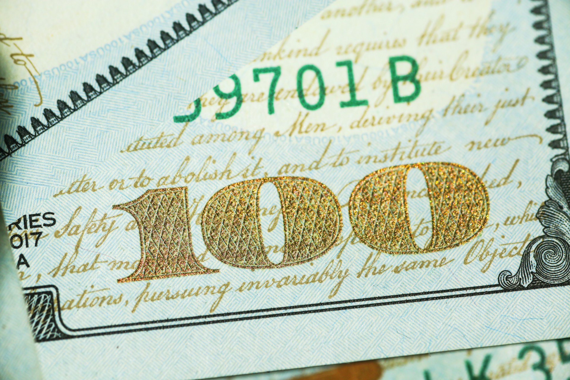 Close up of a hundred dollar bill | Source: Unsplash