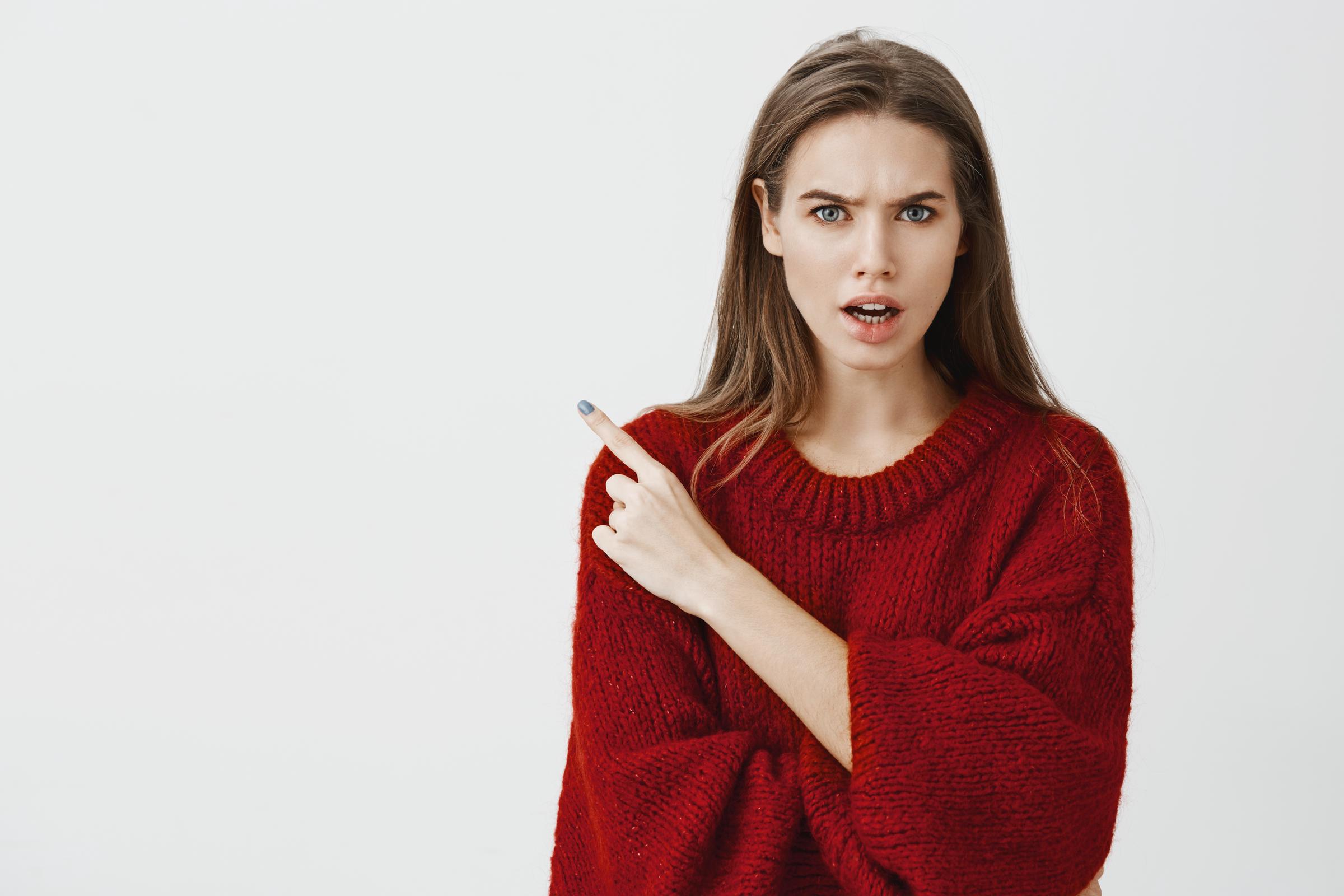 A furious woman | Source: Freepik