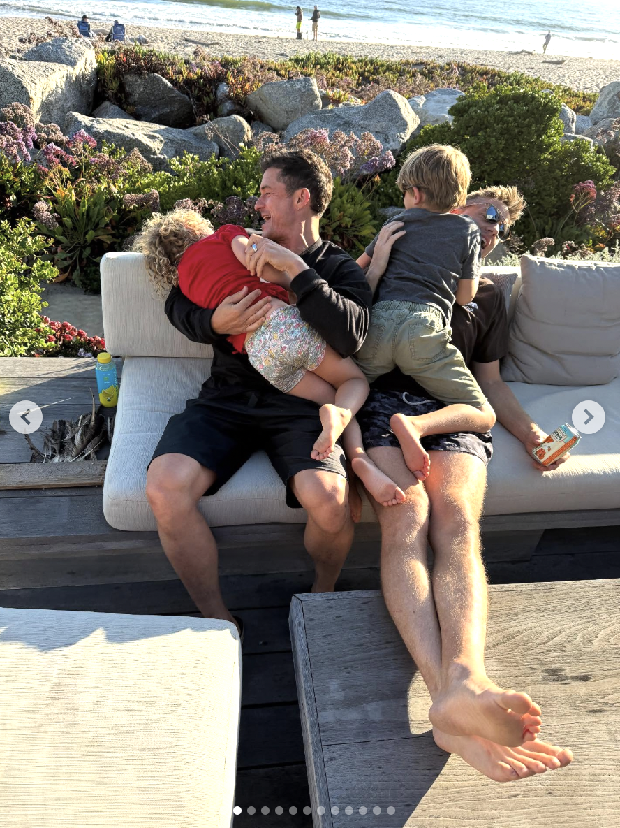 Orlando Bloom carries his daughter, Daisy Dove, posted on August 4, 2025. | Source: Instagram/orlandobloom