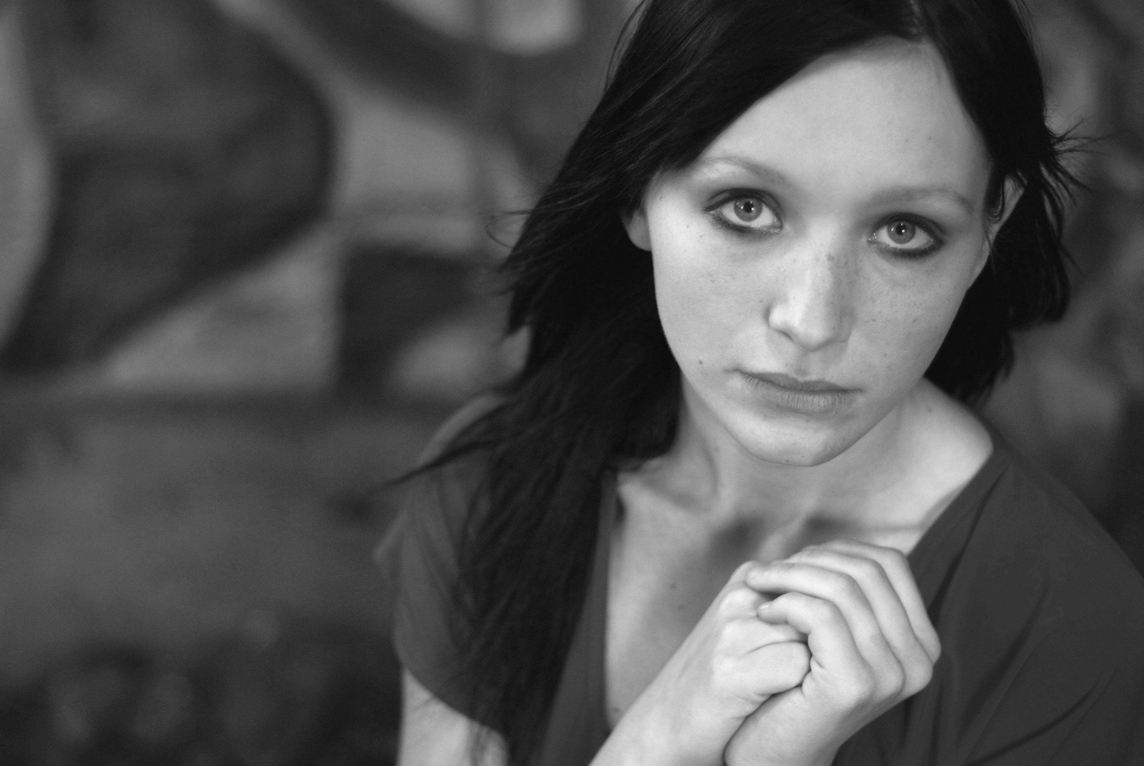 A thoughtful woman | Source: Pexels