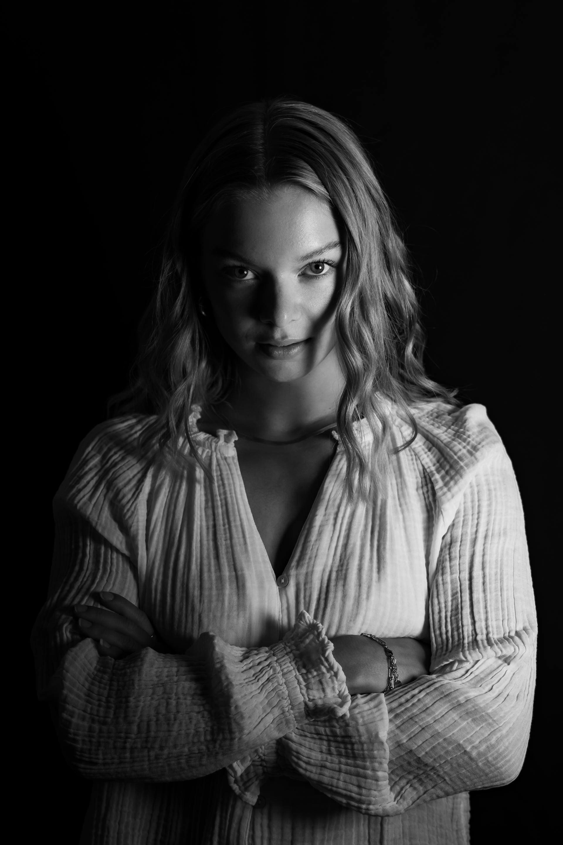 A grayscale photo of a woman | Source: Pexels
