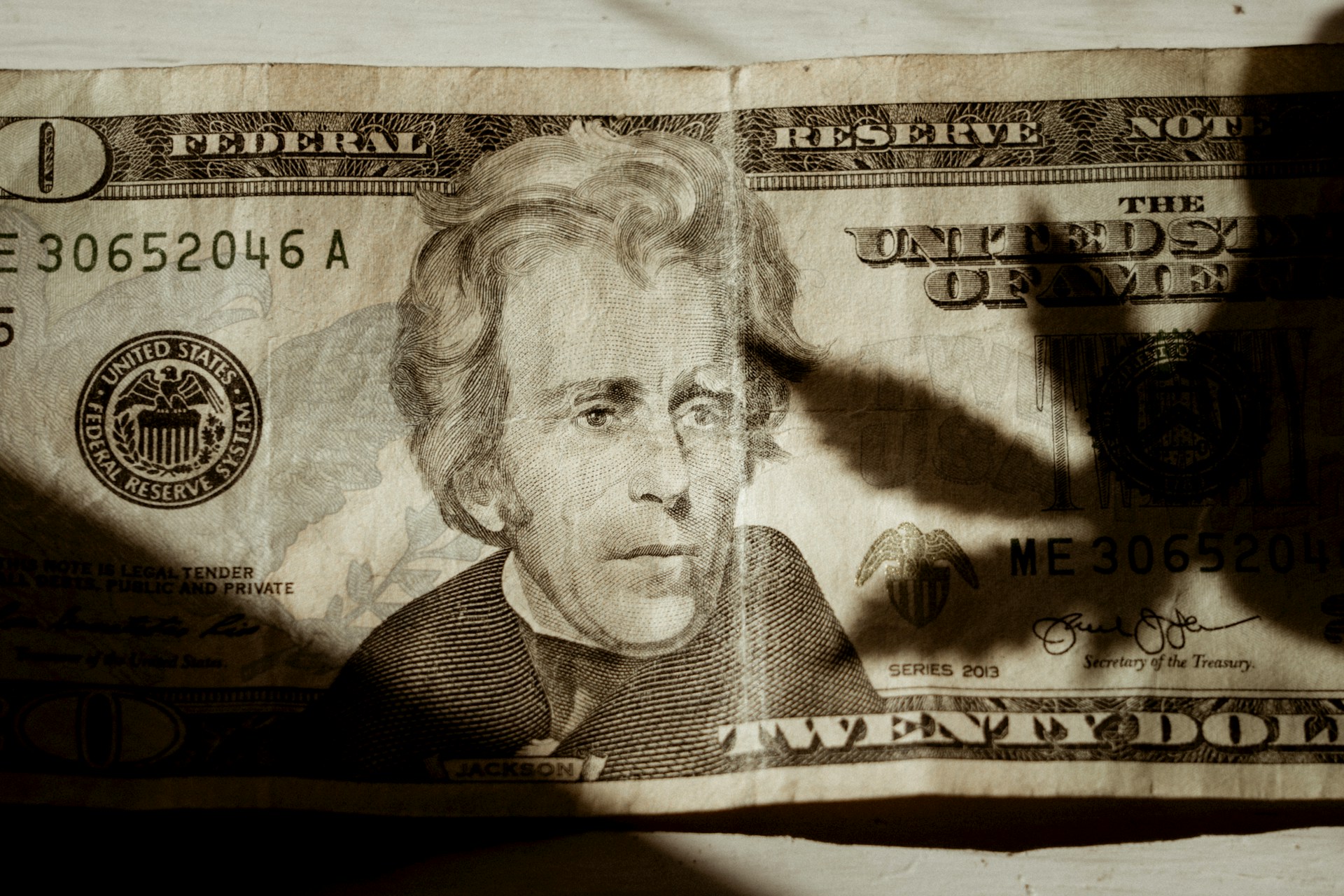 Close-up shot of a $20 bill | Source: Unsplash