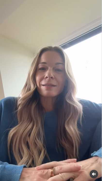 LeAnn Rimes recalls the night her teeth fell off mid-concert in a video posted Sunday, June 22, 2025. | Source: Instagram/leannrimes