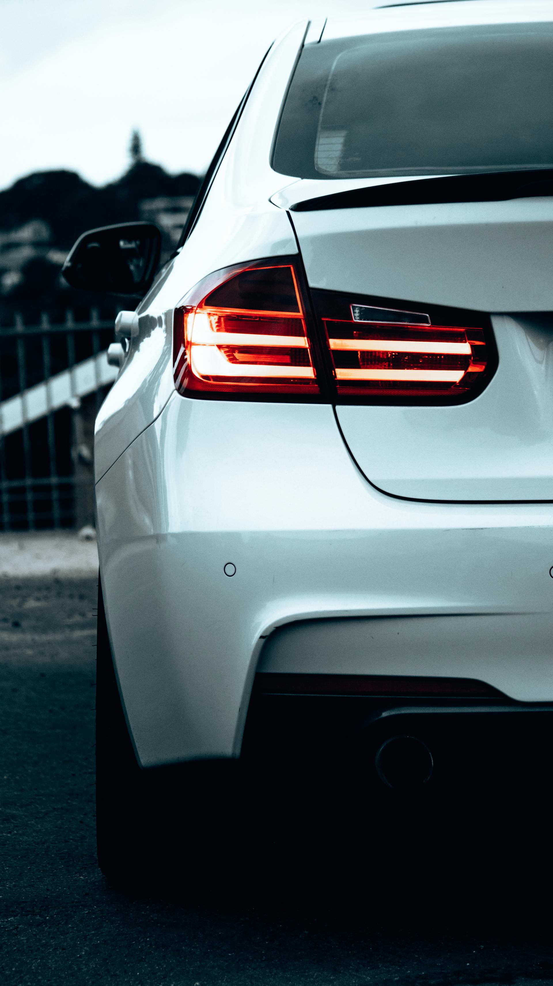 A white car | Source: Pexels