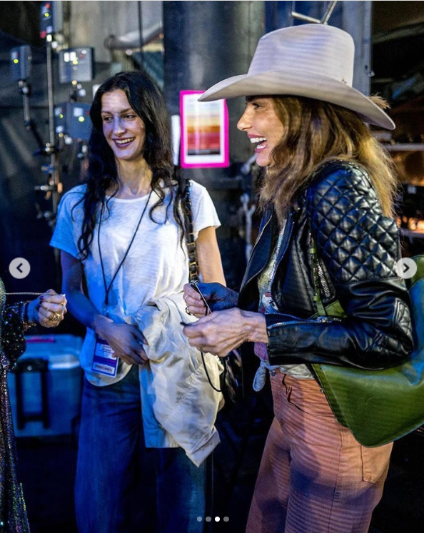 Audrey McGraw and Faith Hill at CMA Fest 2025. | Source: Instagram/people.country
