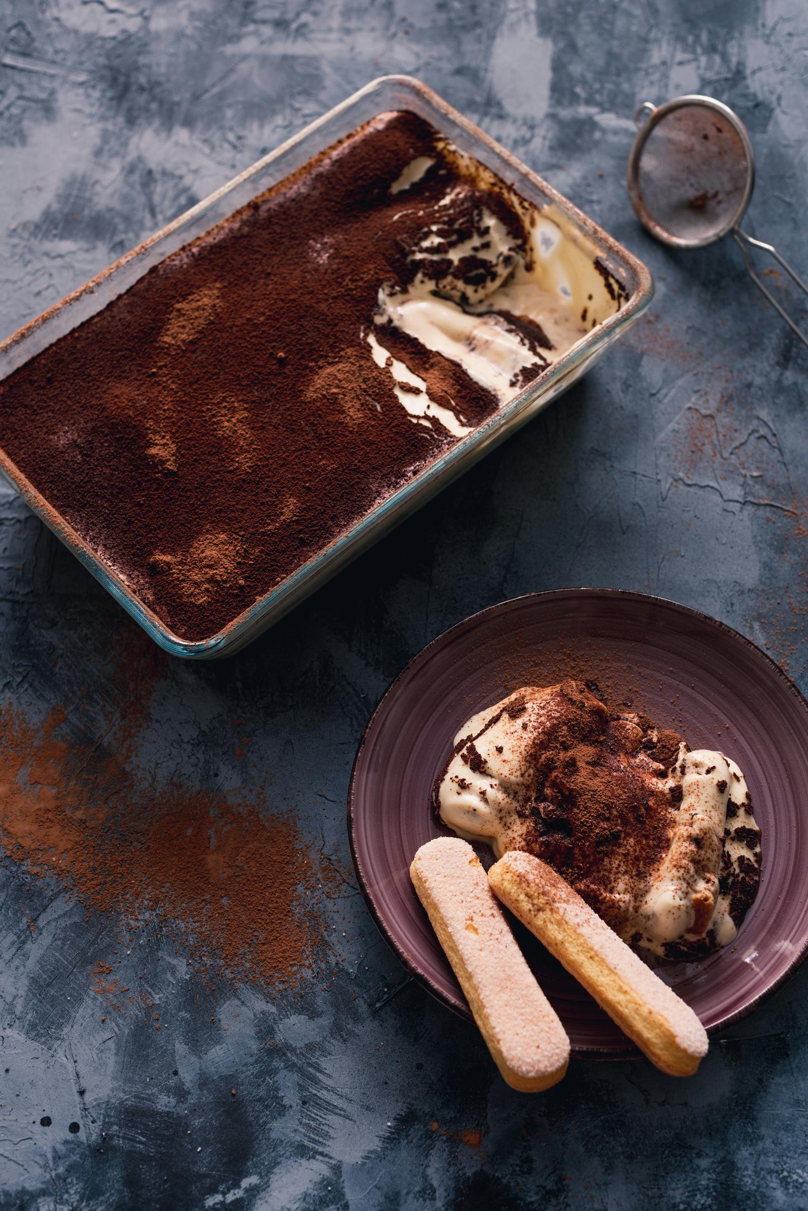 Dessert on a plate | Source: Unsplash