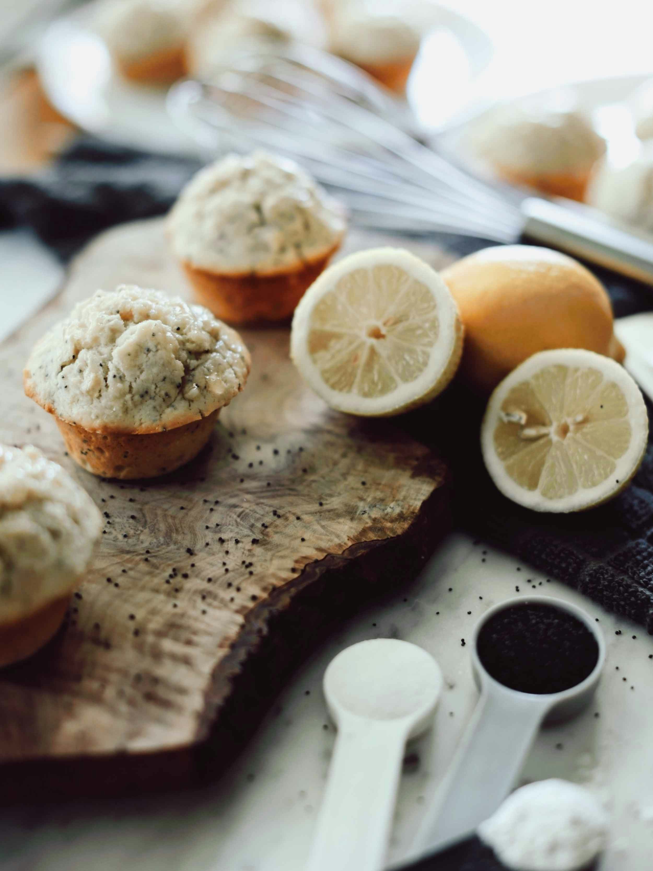 Muffins on a wooden board | Source: Unsplash