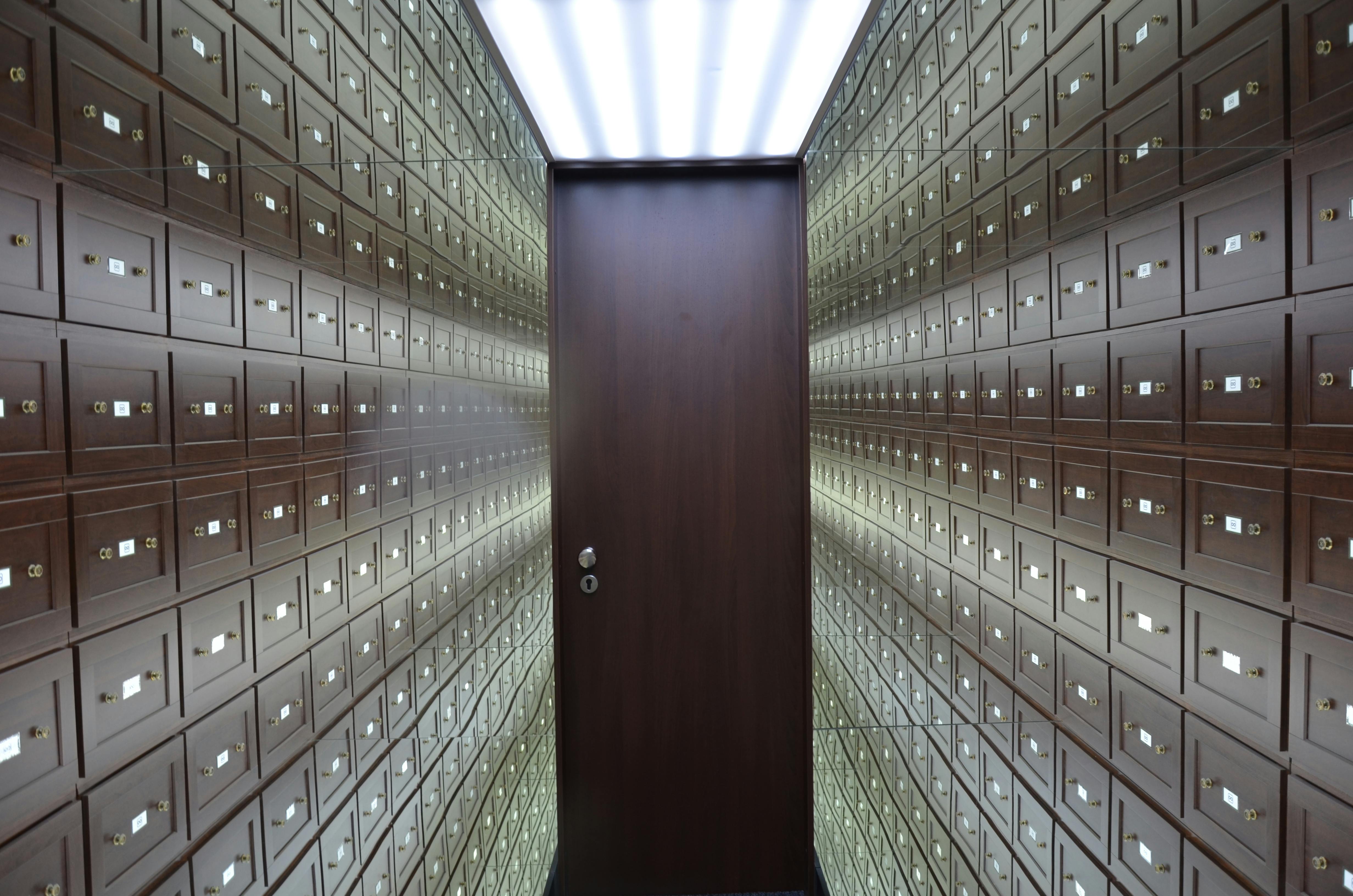 Rows of safety deposit boxes | Source: Pexels