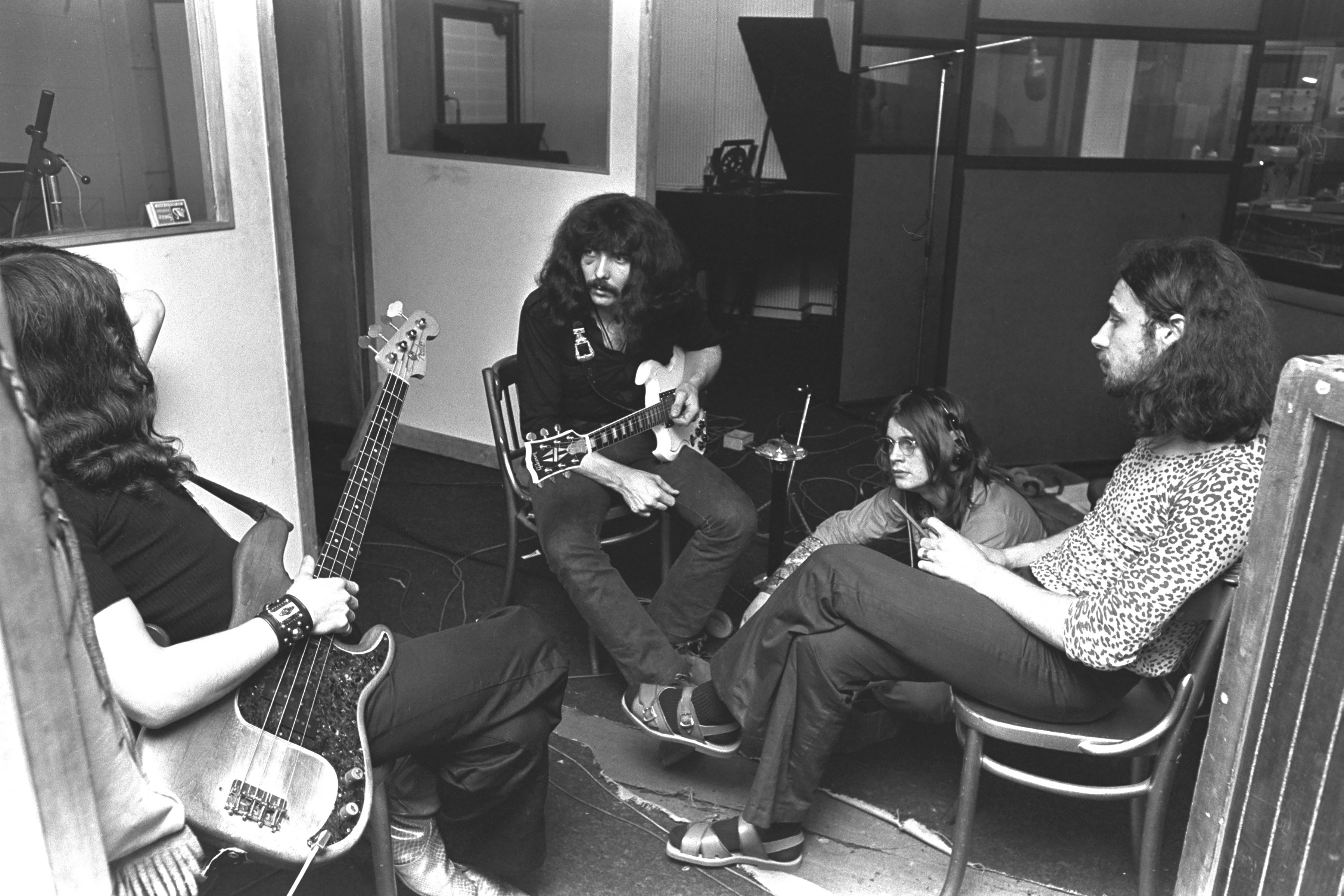Geezer Butler, Tony Iommi, Ozzy Osbourne and Bill Ward at Regents Sounds during Paranoid sessions on June 17, 1970, in London, UK. | Source: Getty Images