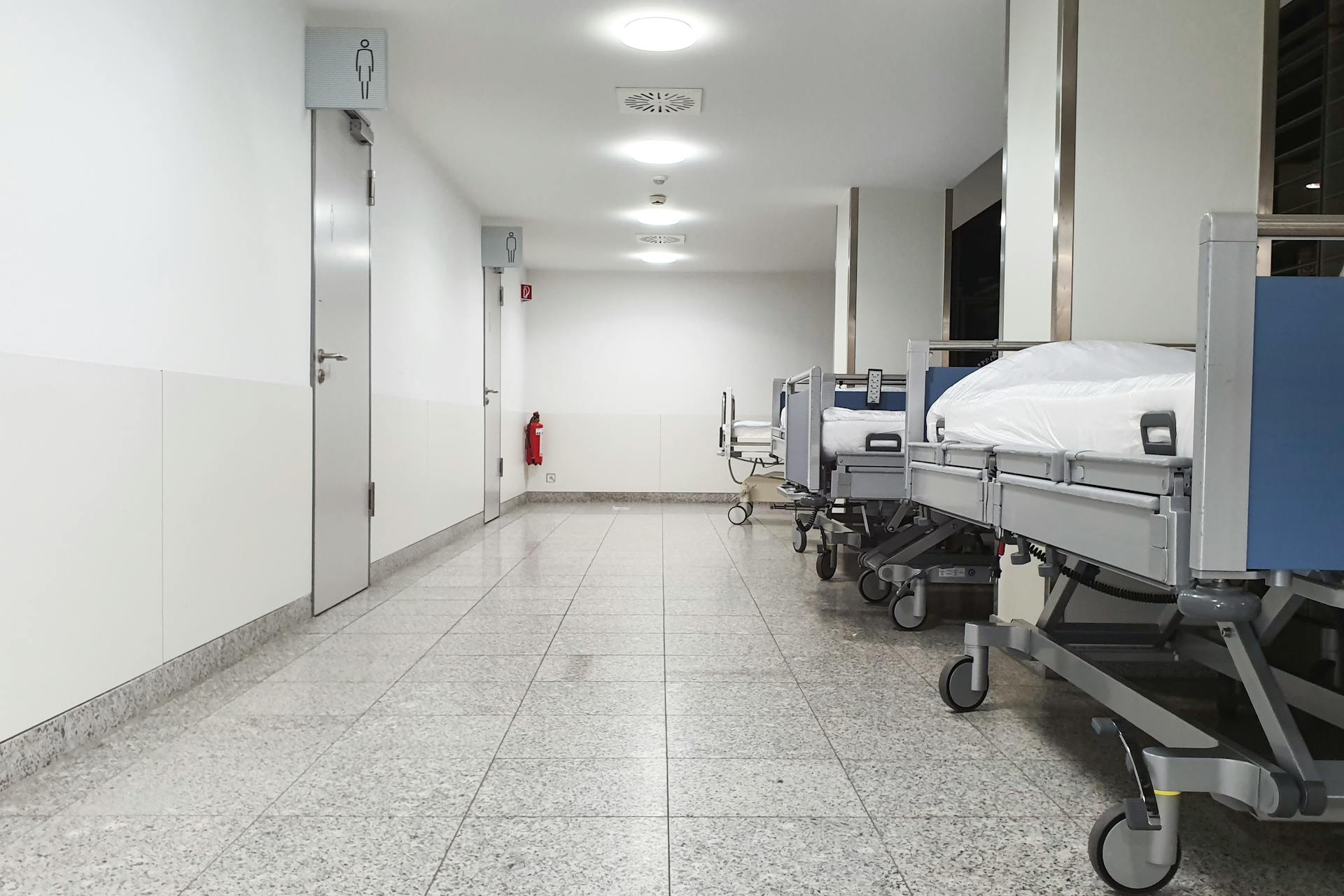 A hospital hallway | Source: Pexels