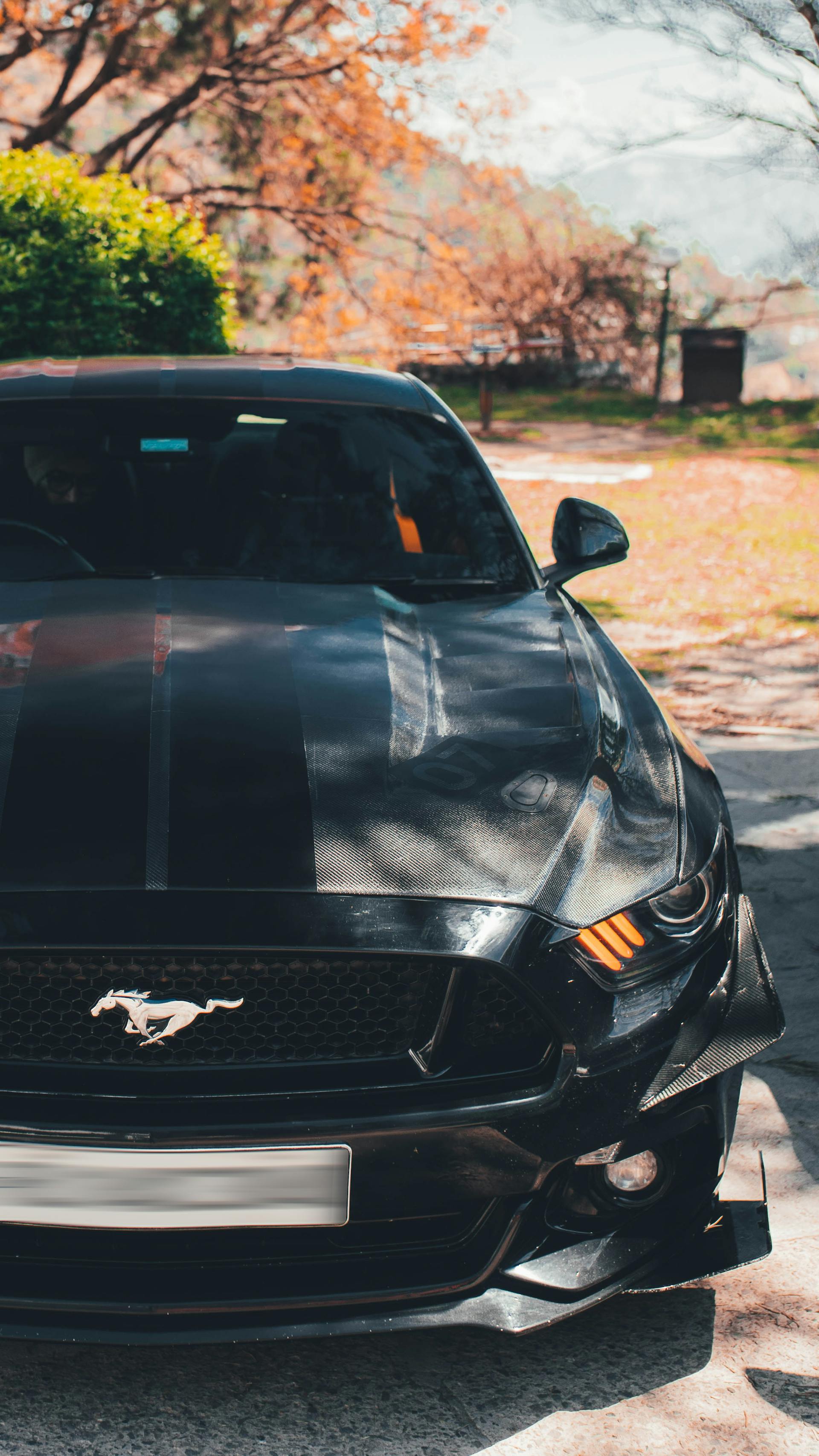 A man driving a car | Source: Pexels
