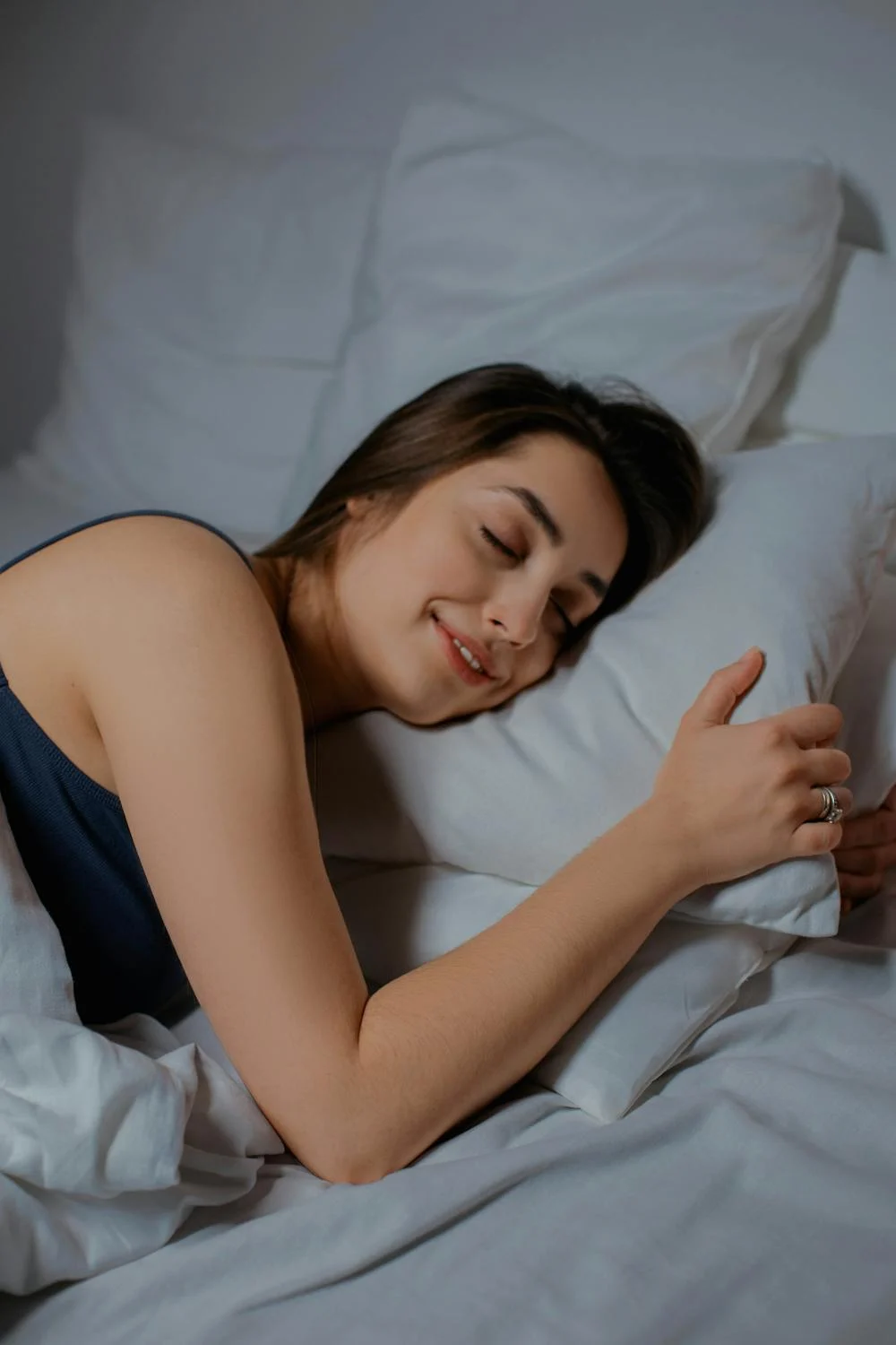 A peaceful sleeping woman | Source: Pexels