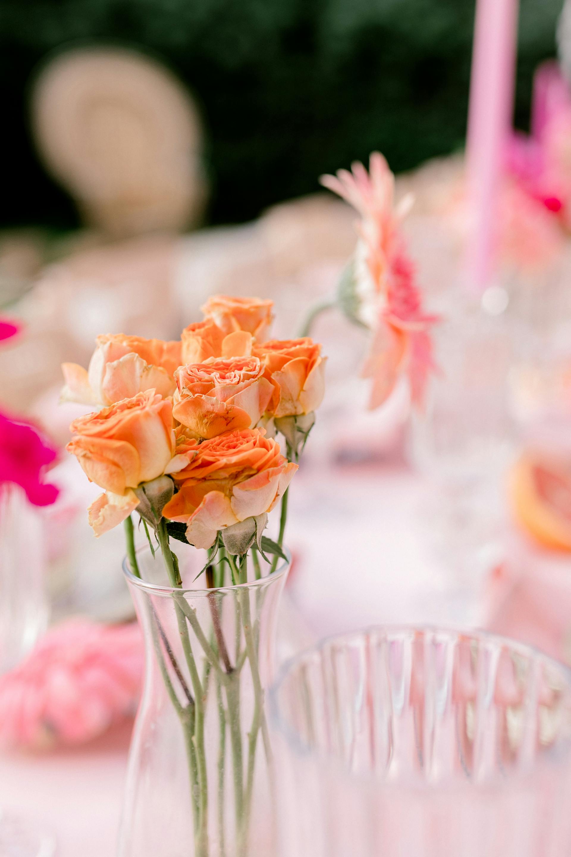 Flowers in a vase | Source: Pexels