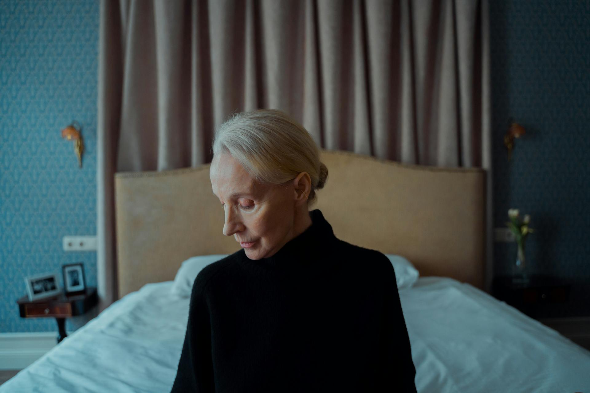 A thoughtful woman | Source: Pexels