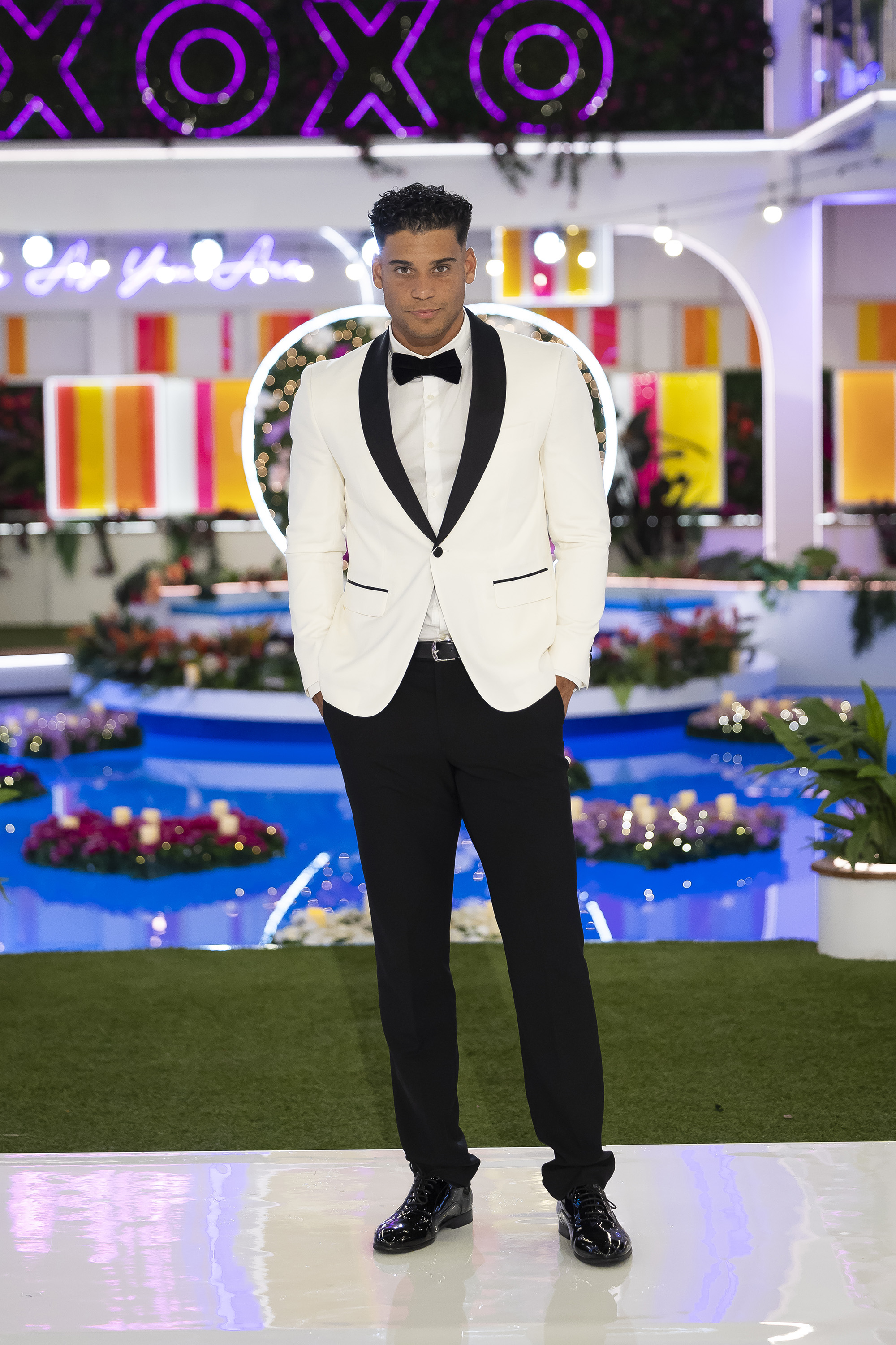 Kenny Rodriguez poses during an episode of "Love Island USA" on July 20, 2024. | Source: Getty Images