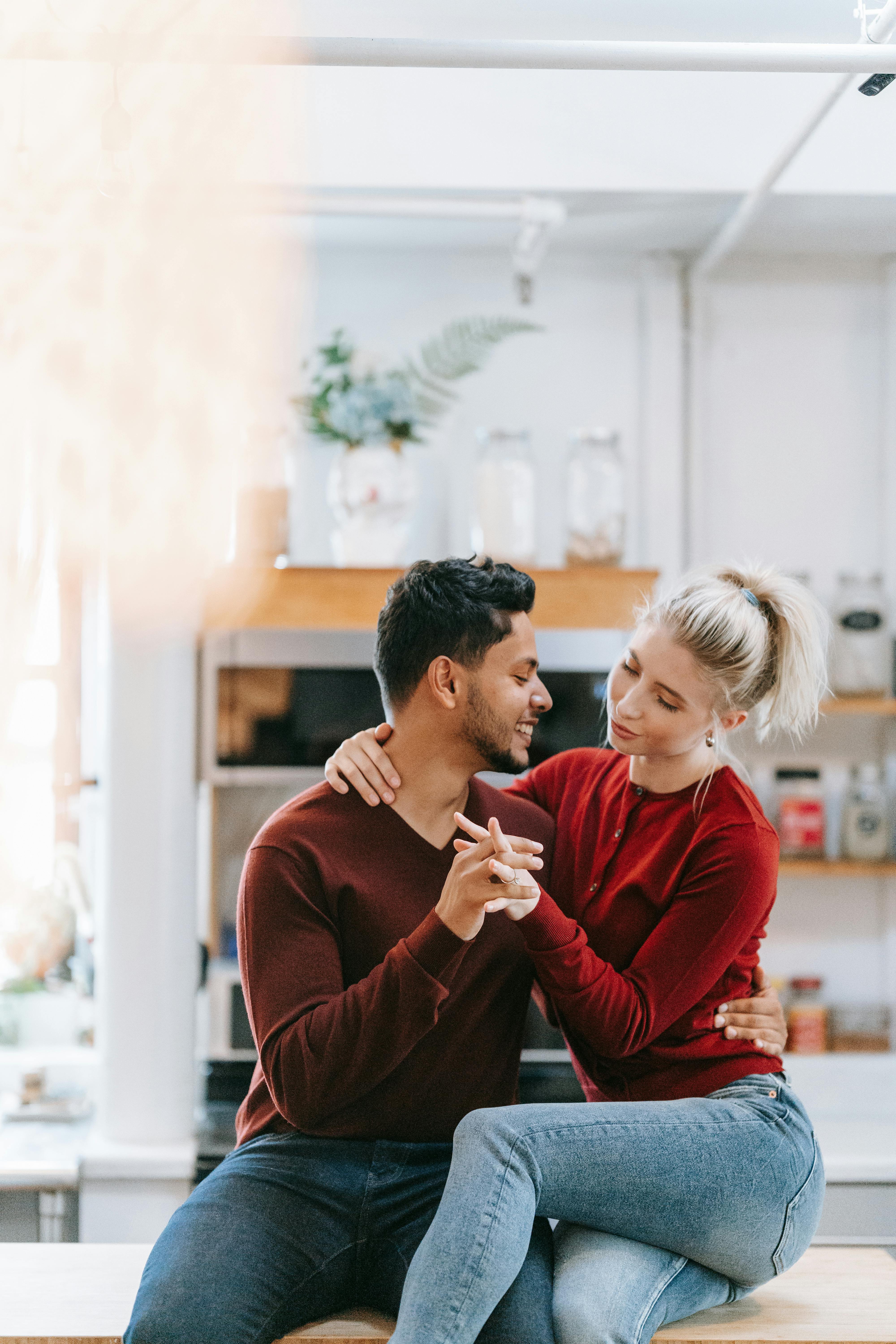 A couple bonding | Source: Pexels