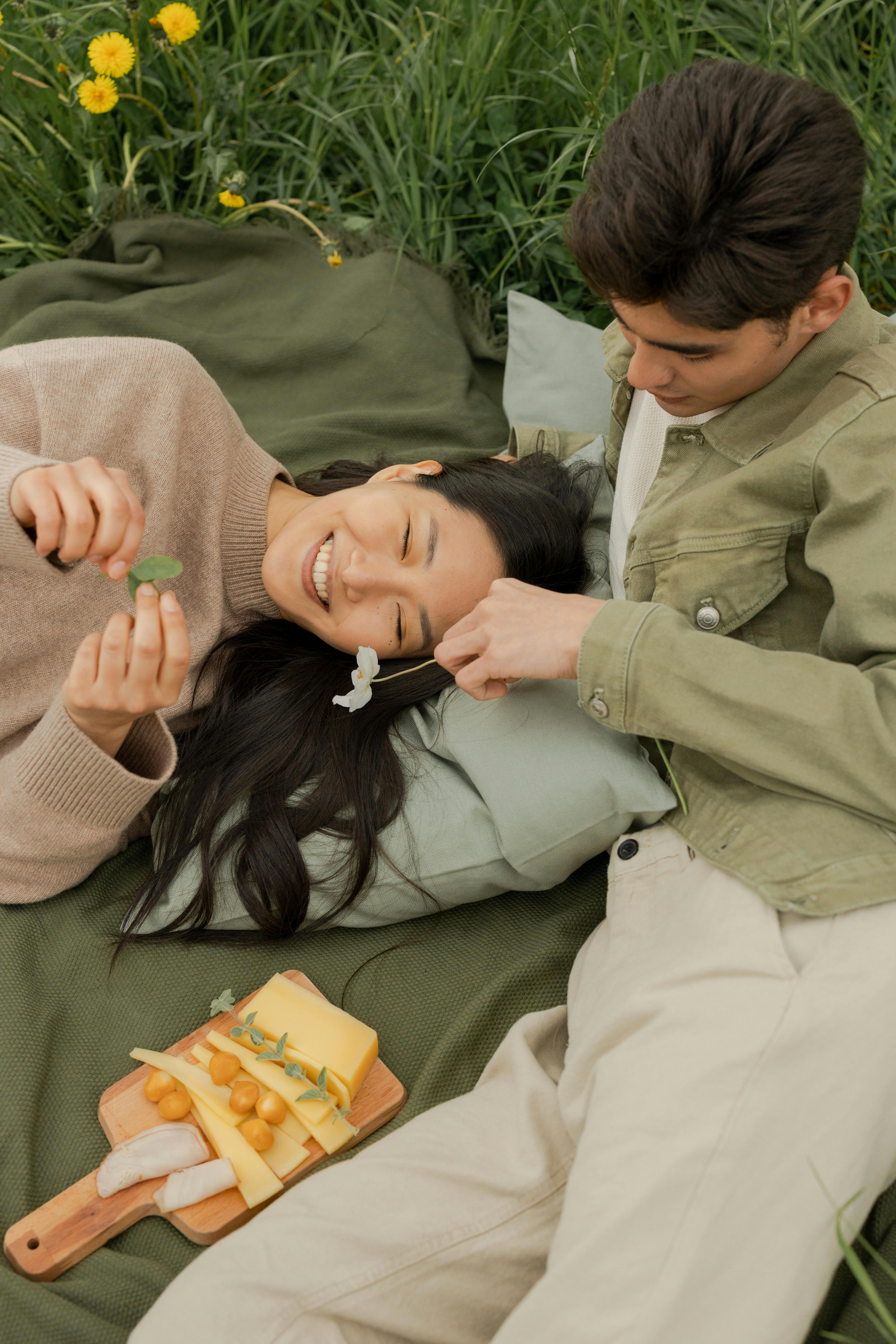 A couple spending time together | Source: Pexels