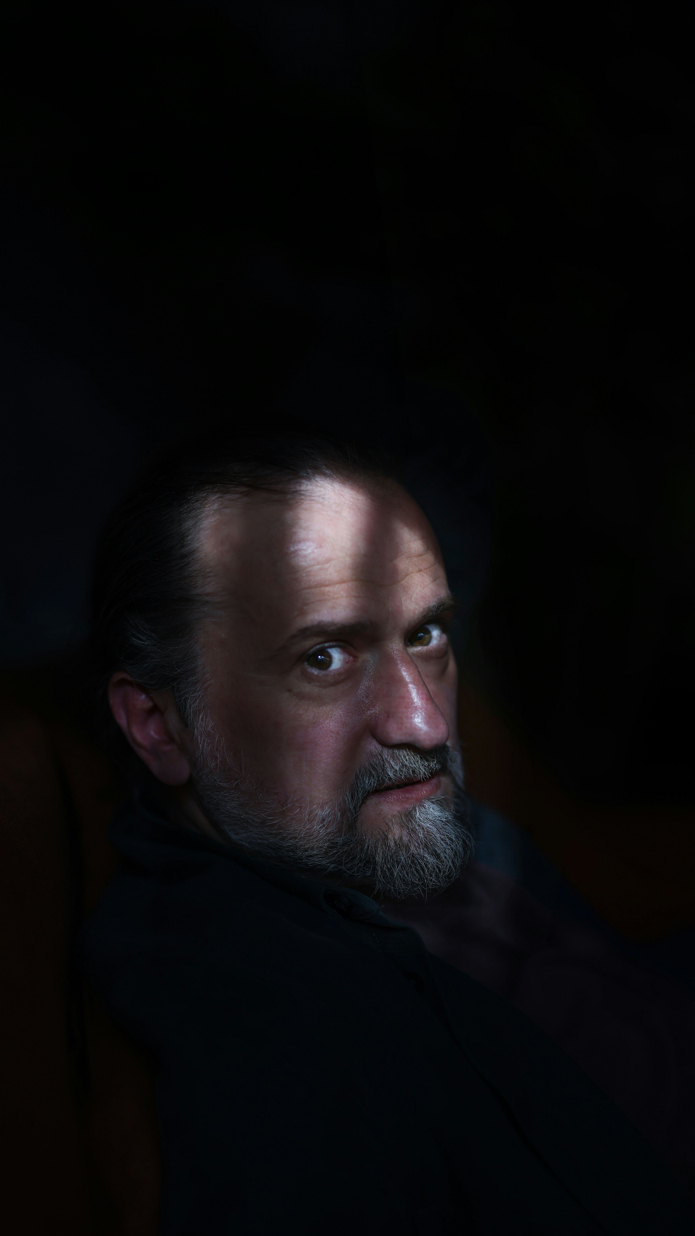 An angry middle-aged man | Source: Unsplash