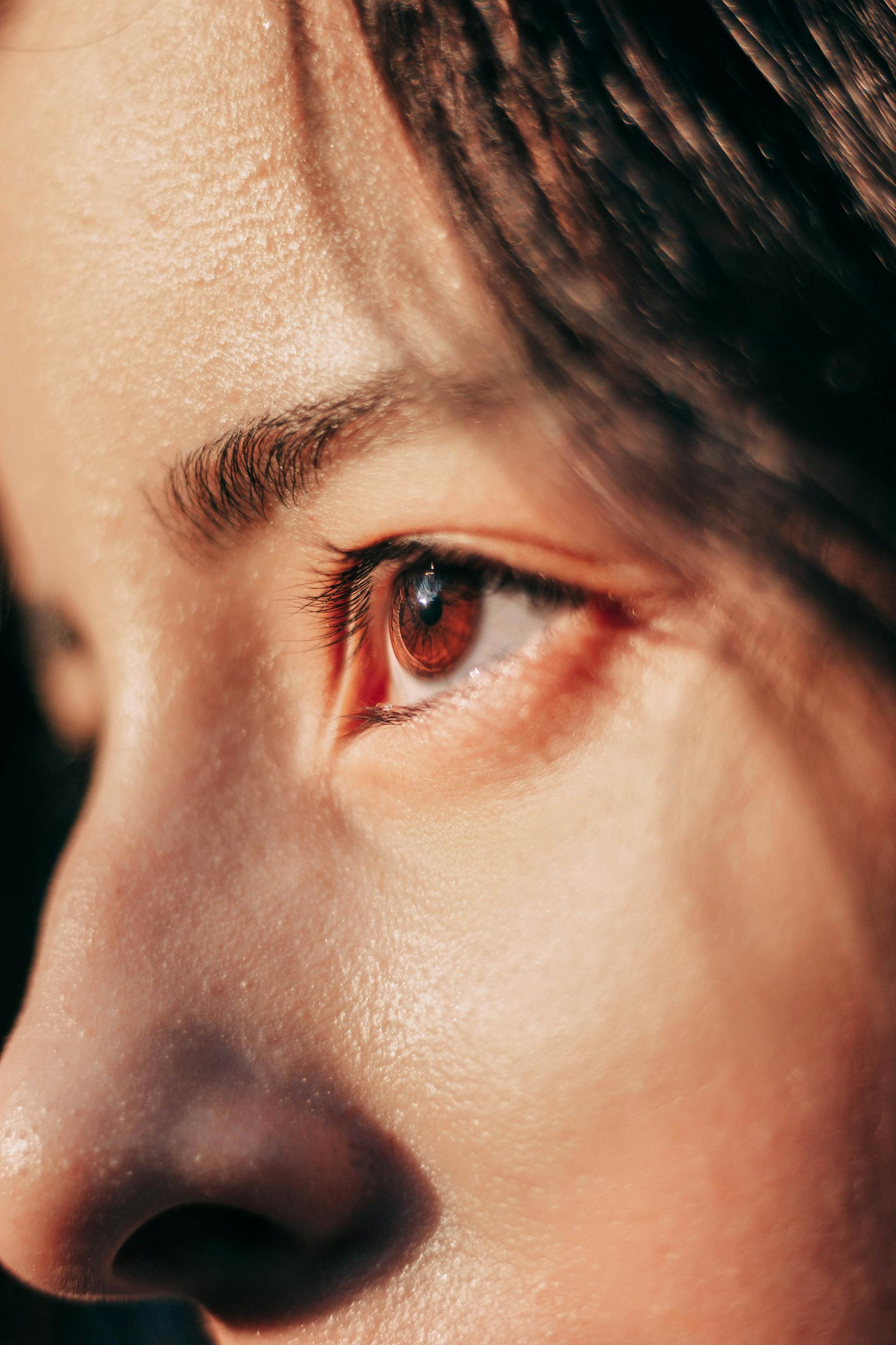 A close-up shot of a woman's face | Source: Pexels