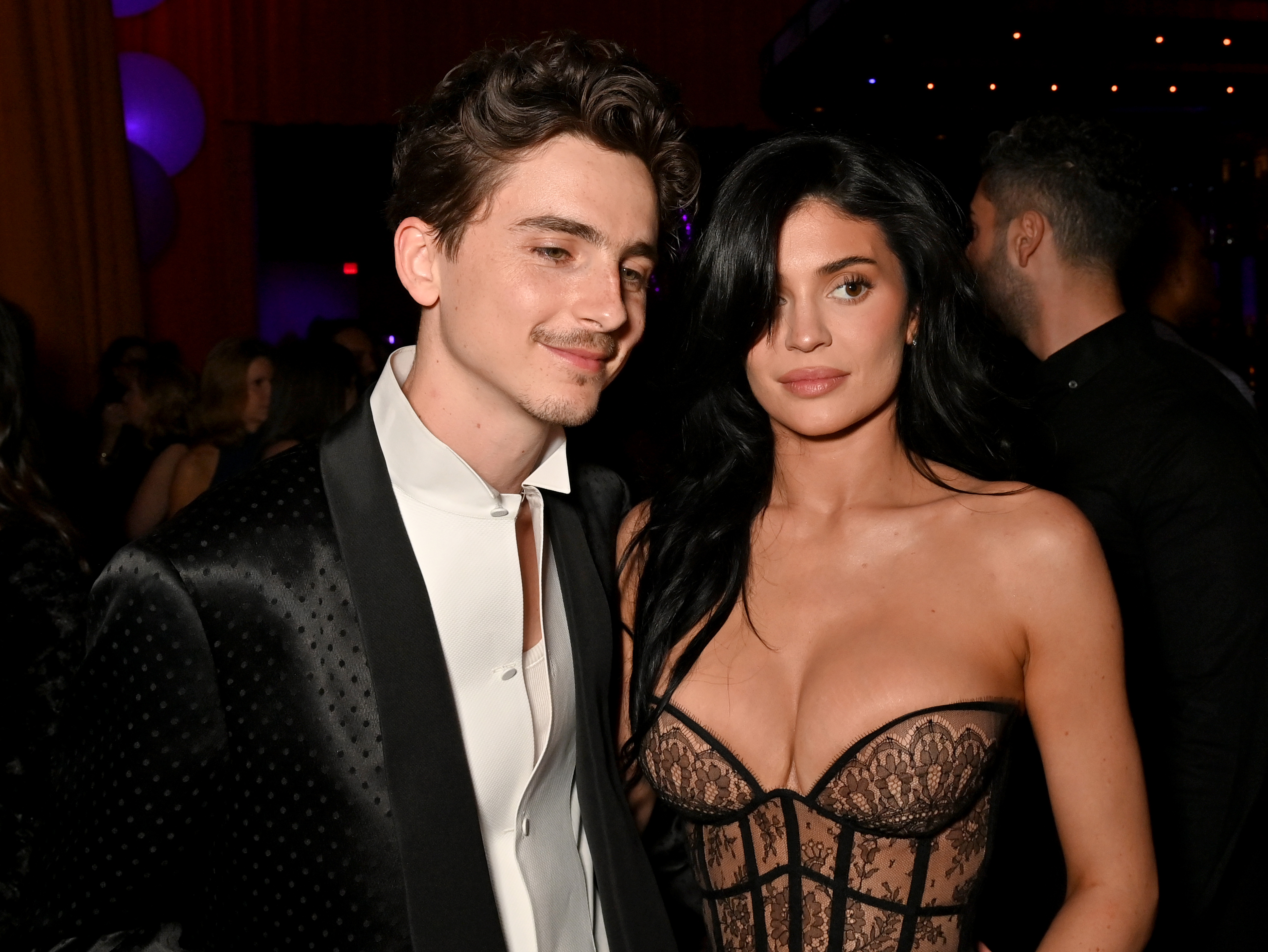 Timothée Chalamet and Kylie Jenner attend the 2025 Vanity Fair Oscar Party Hosted By Radhika Jones at Wallis Annenberg Center for the Performing Arts on March 2, 2025, in Beverly Hills, California. | Source: Getty Images
