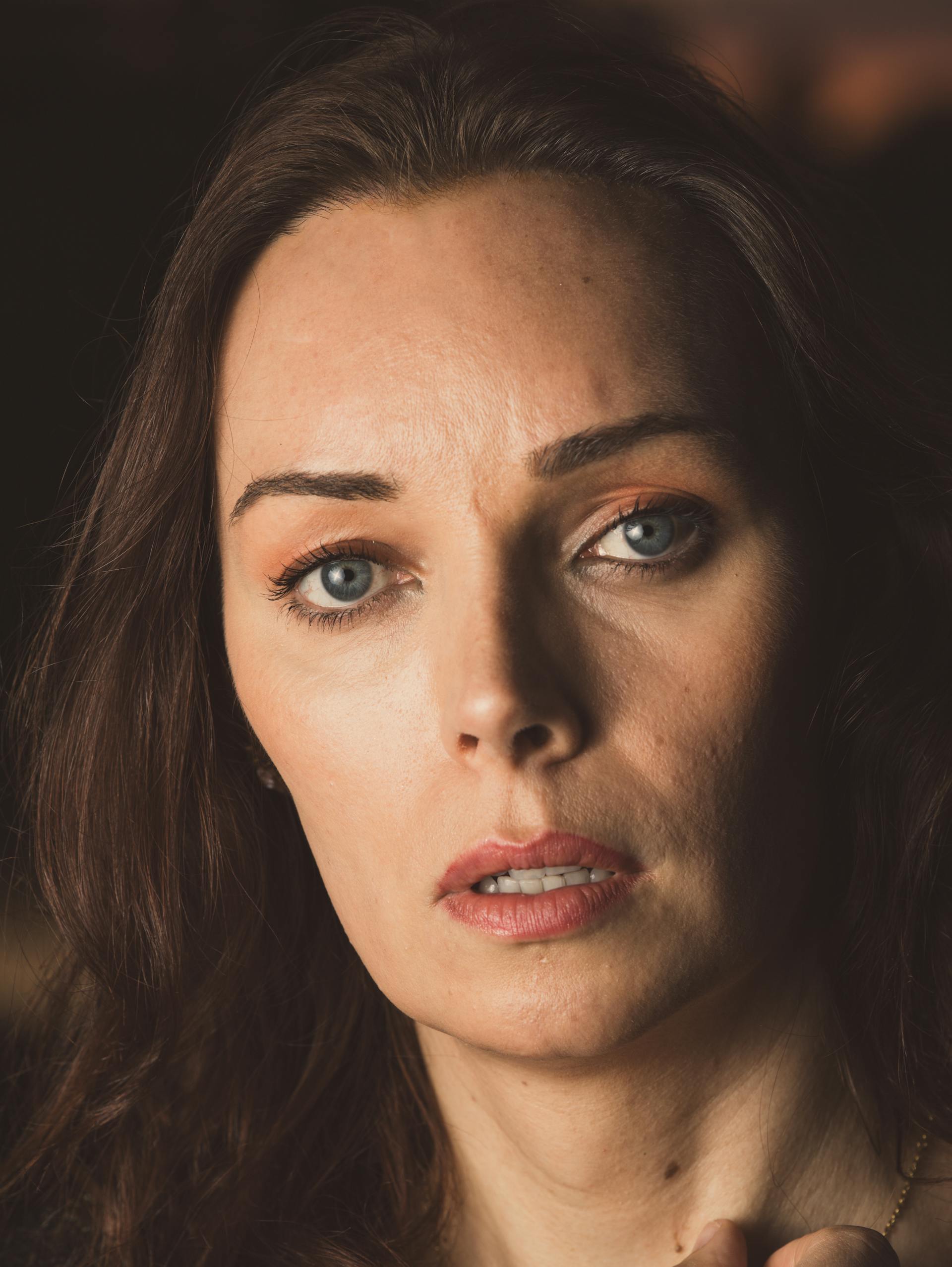 A shocked woman | Source: Pexels