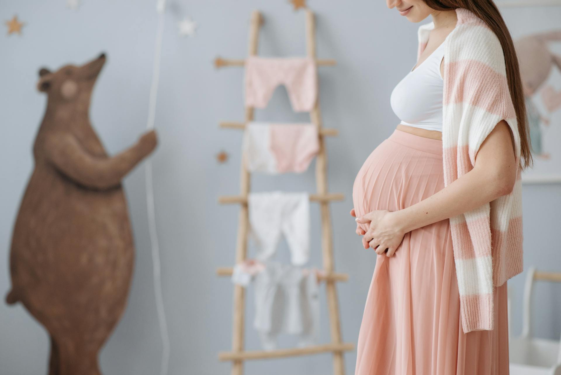 A pregnant woman in a nursery | Source: Pexels