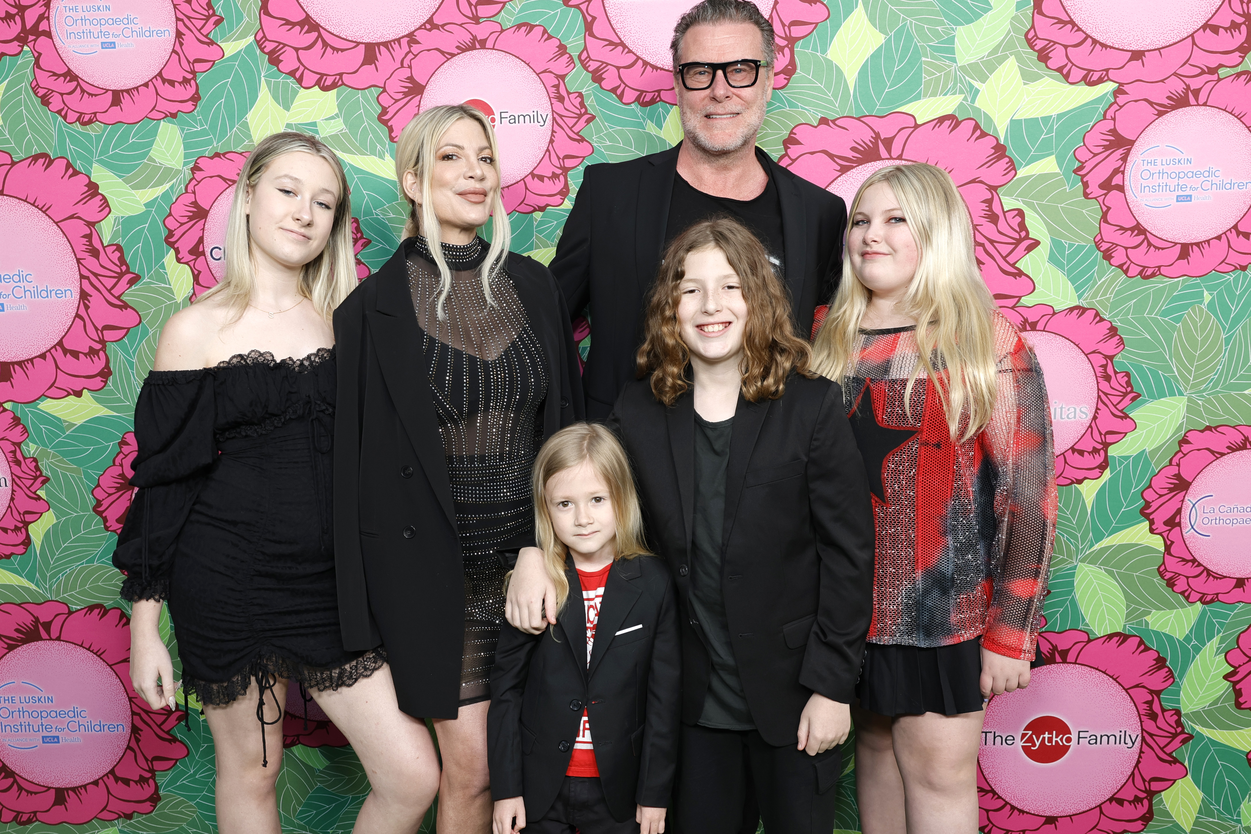 Stella Spelling, Tori Spelling, Beau Spelling, Dean McDermott, Finn Spelling, and Hattie Spelling attend the Luskin Orthopaedic Institute for Children on June 10, 2023 in Universal City, California. | Source: Getty Images