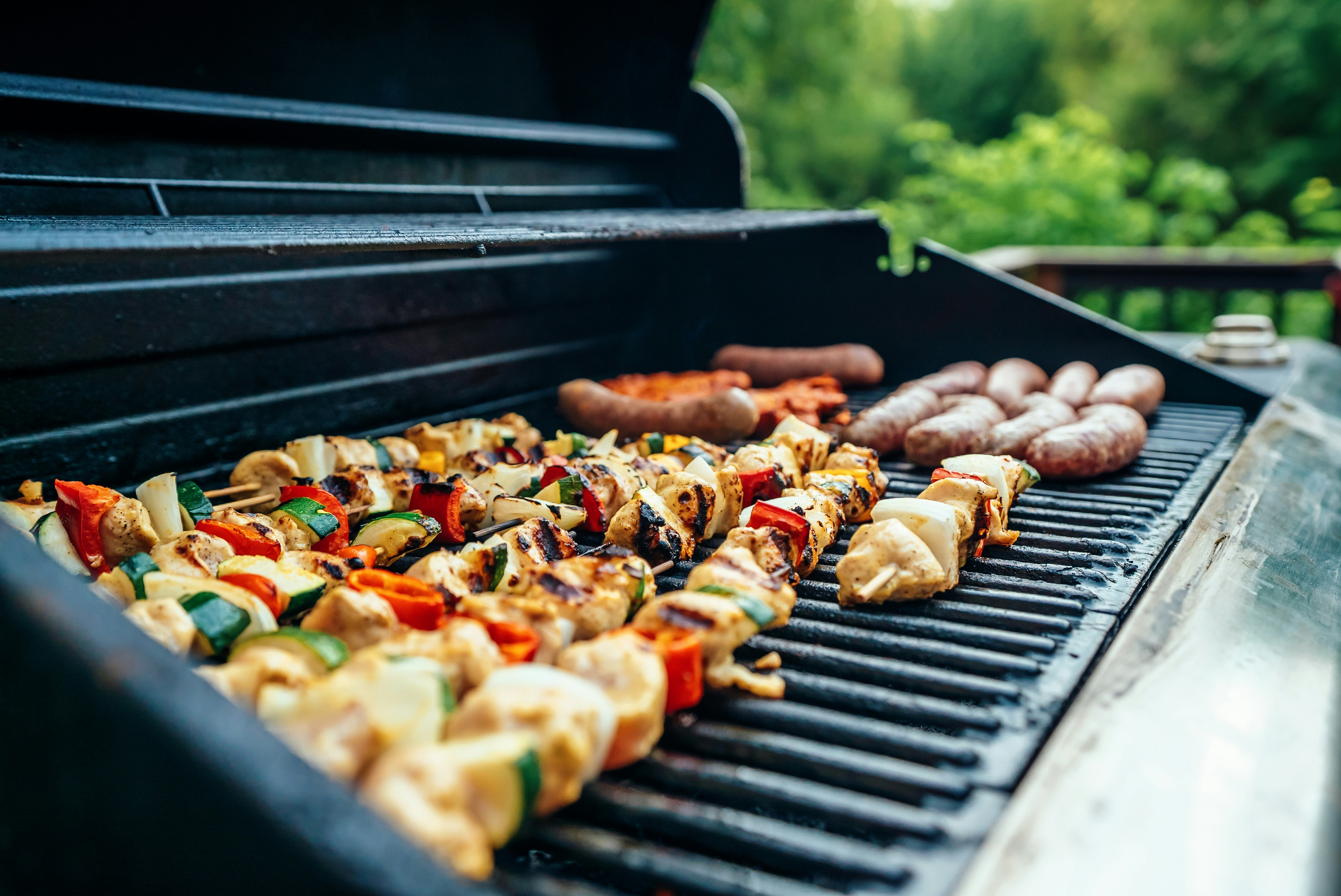 Food on a grill | Source: Unsplash