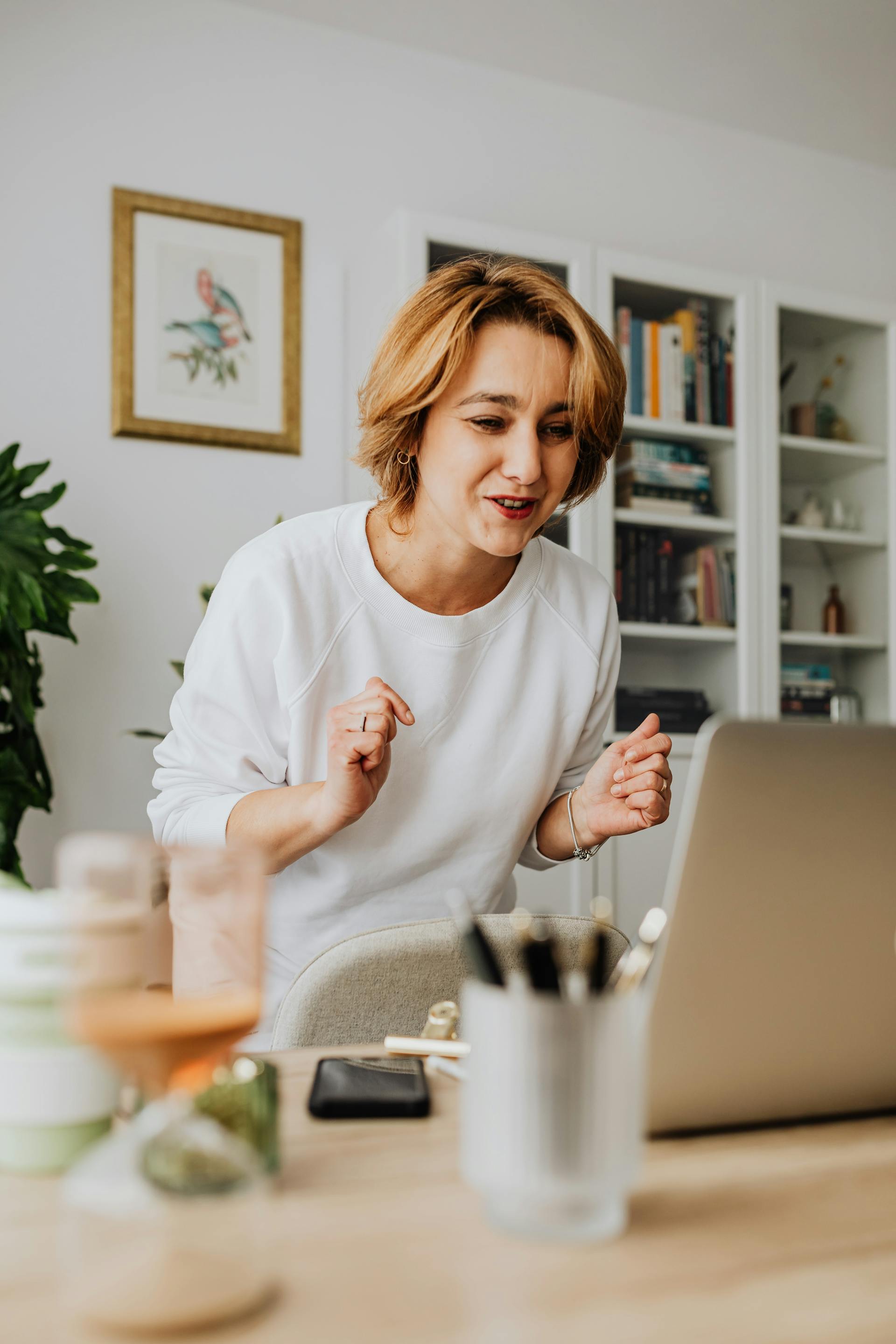 An excited woman planning an event | Source: Pexels
