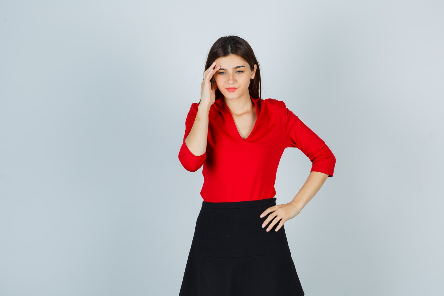 A frustrated young woman | Source: Freepik