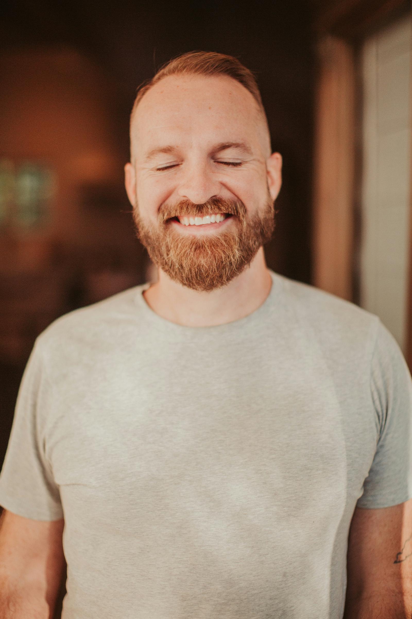 A smiling man | Source: Unsplash