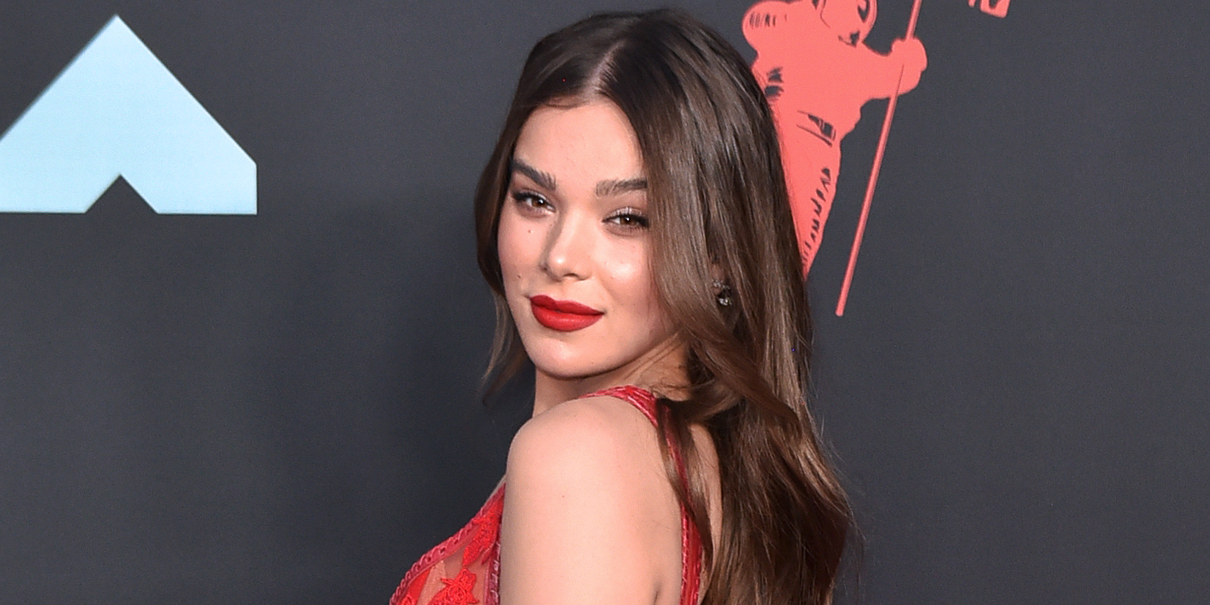 Hailee Steinfeld | Source: Getty Images