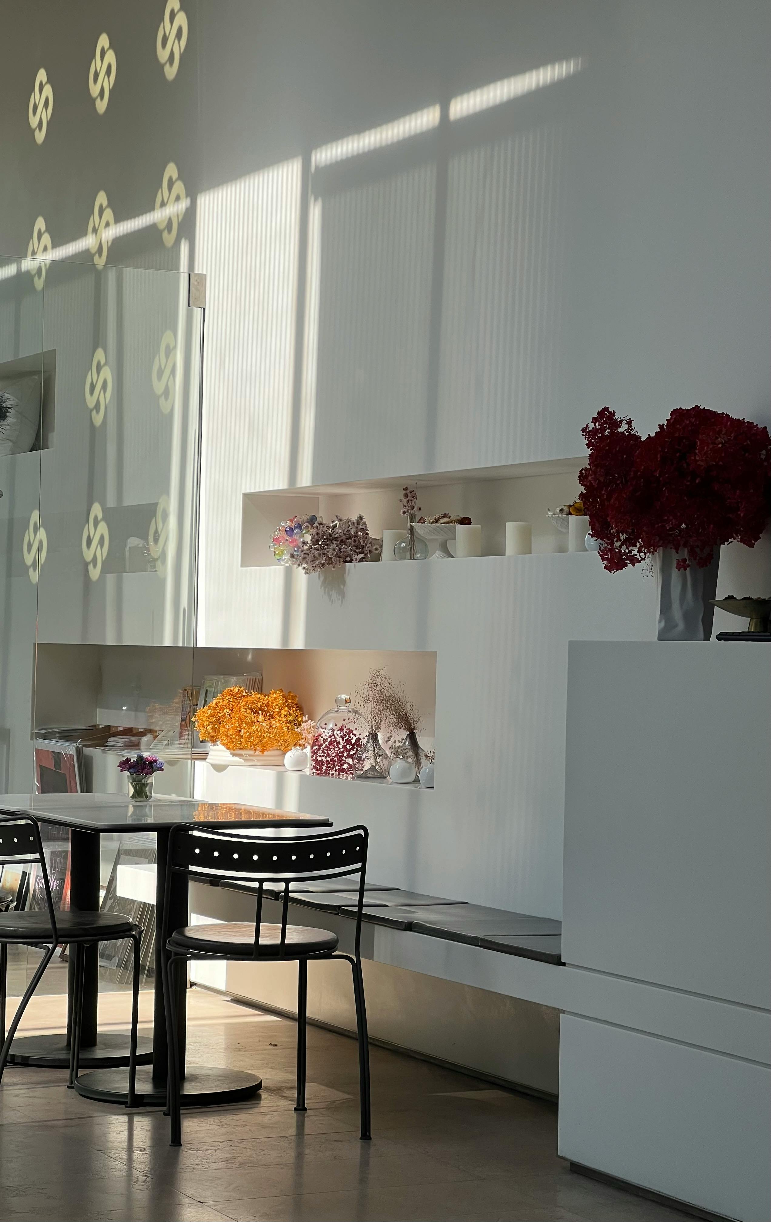 My MIL Demanded I Leave My Own Home During the Birthday Party I Organized for Her – She Didn't Know How Big a Mistake That Was 2 The interior of an apartment | Source: Pexels