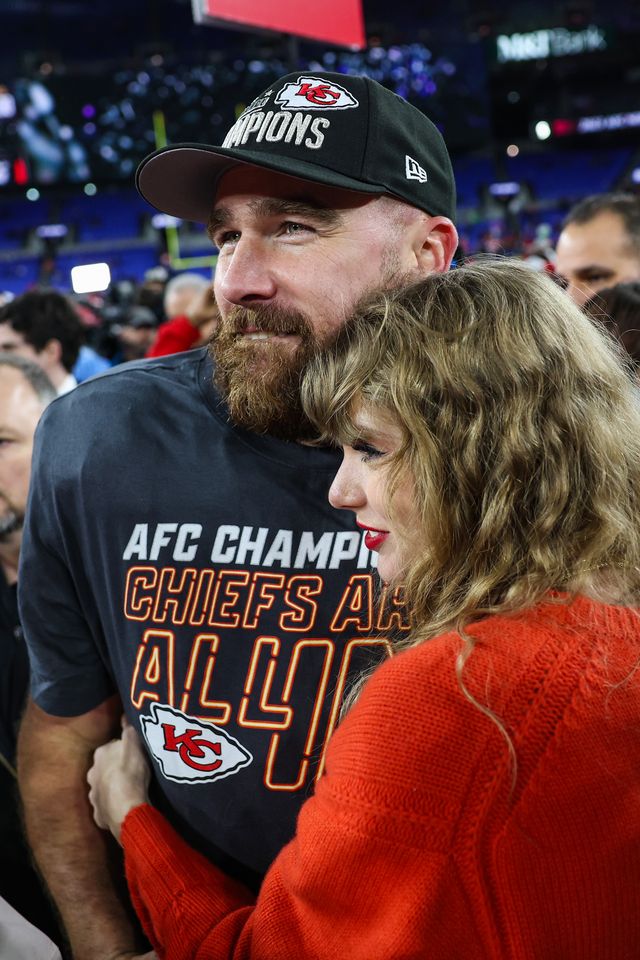 Travis Kelce and Taylor Swift on January 28, 2024 in Baltimore, Maryland | Source: Getty Images