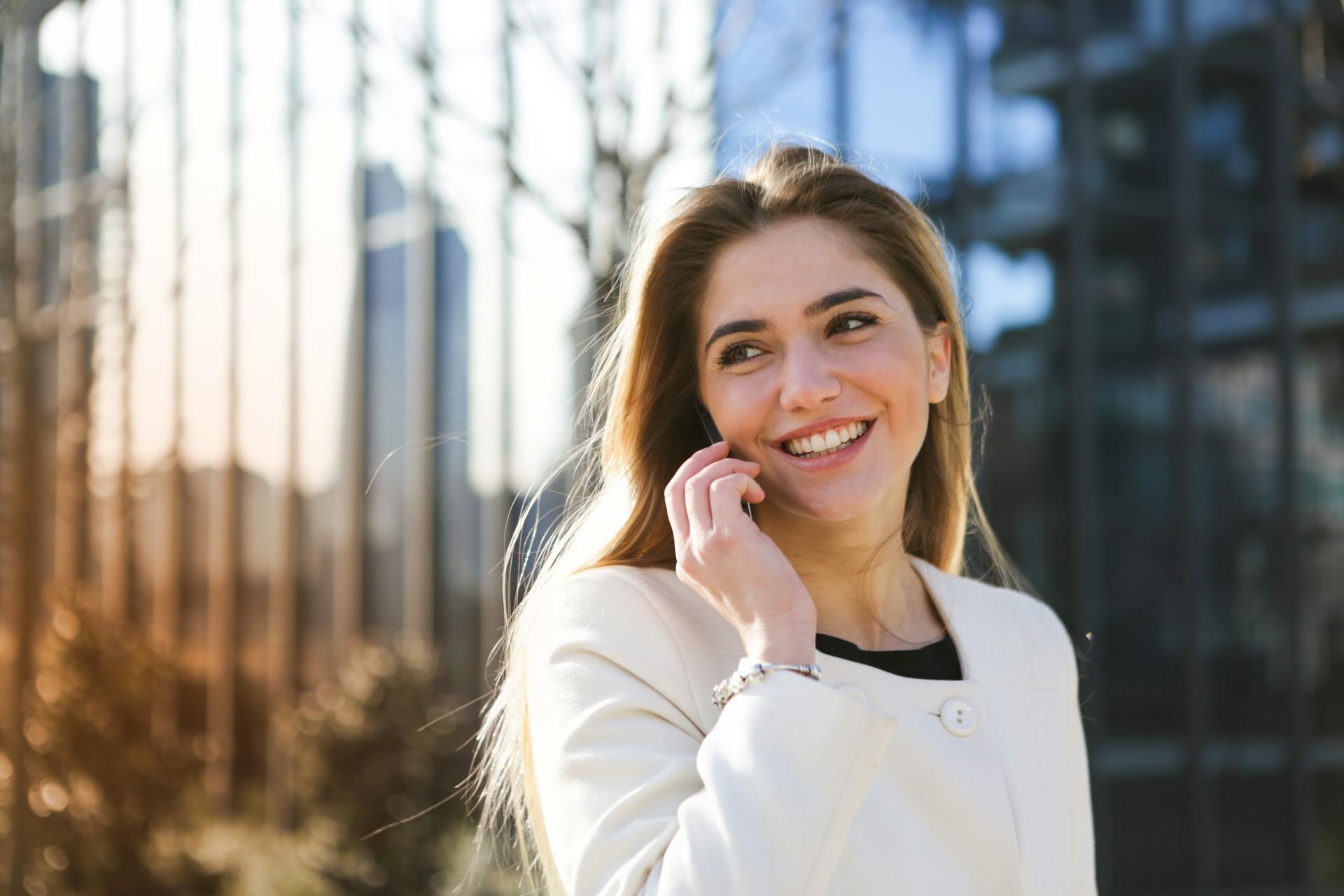 A woman on a call | Source: Pexels