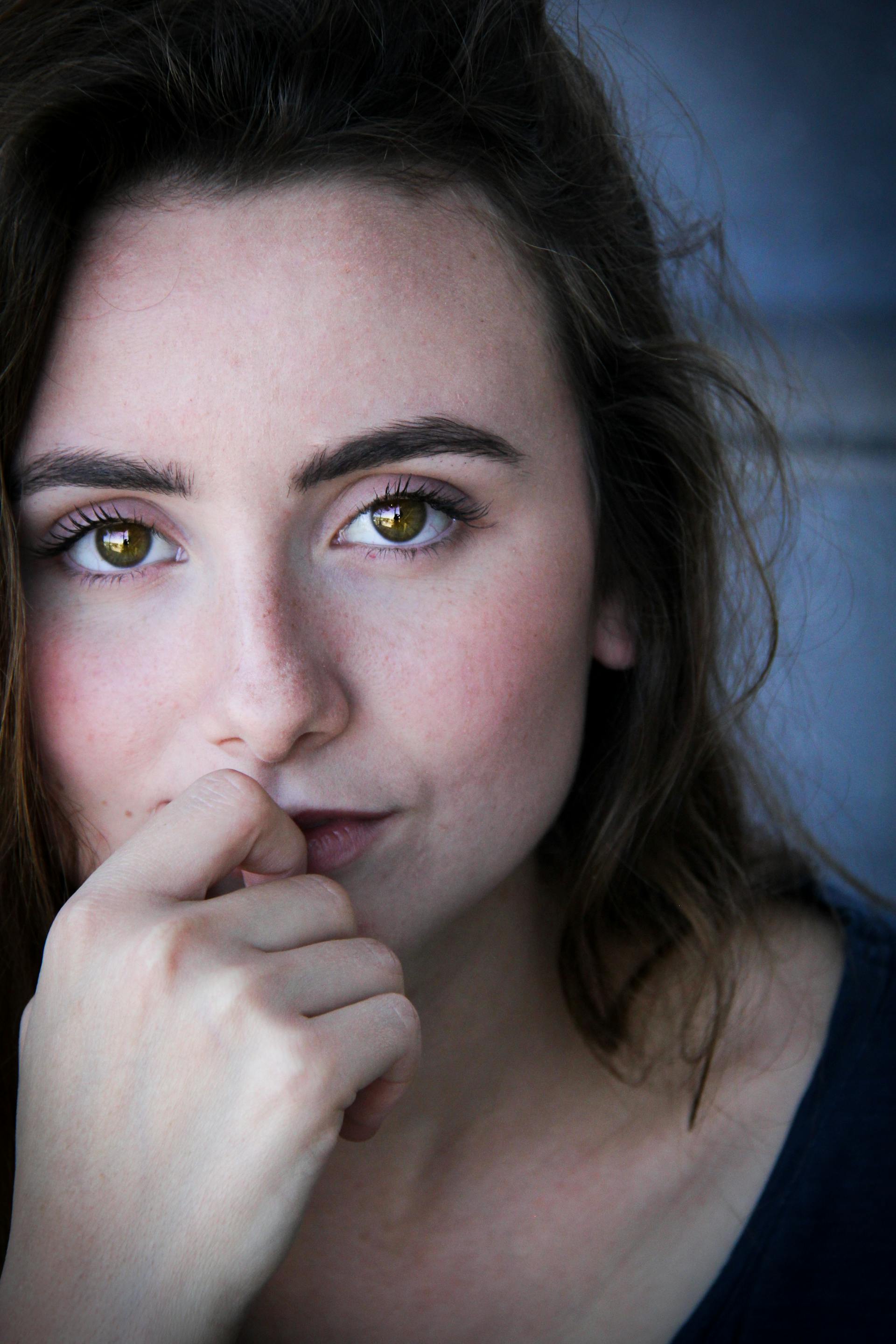 A woman with a determined look | Source: Pexels