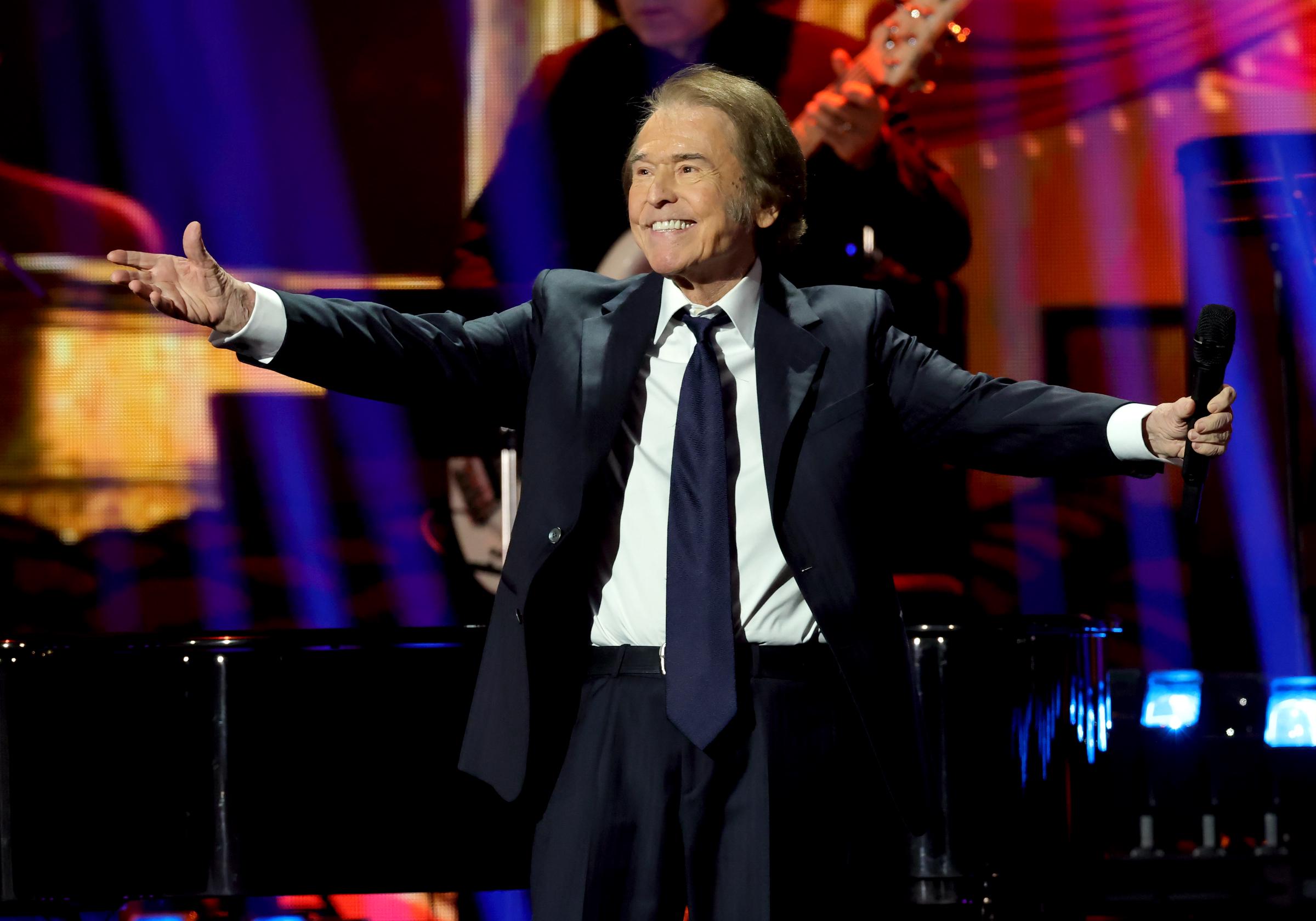Raphael performing during the 26th Annual Latin Grammy Awards on November 13, 2025, in Las Vegas, Nevada. | Source: Getty Images
