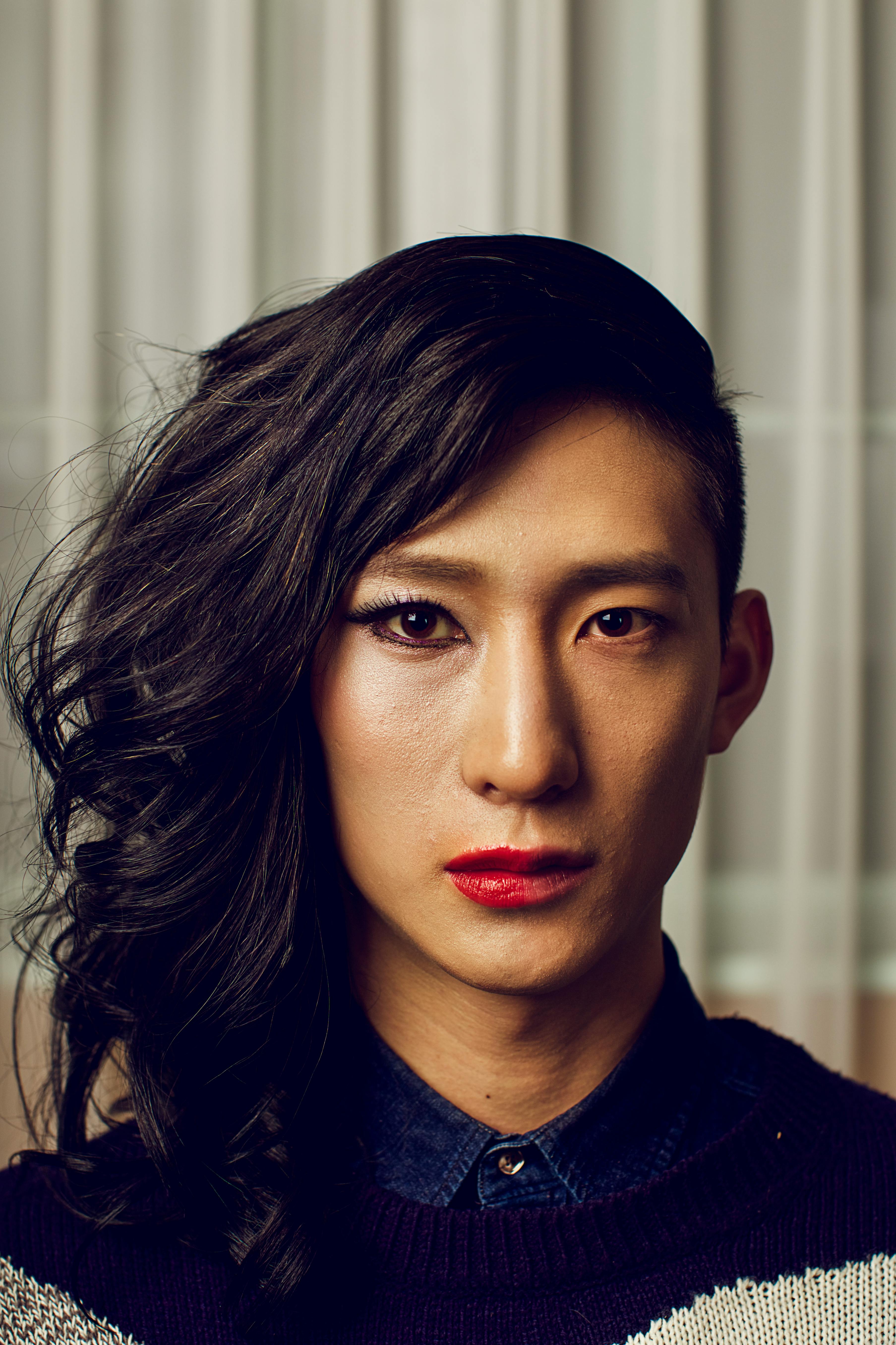Close up shot of a person with makeup | Source: Pexels