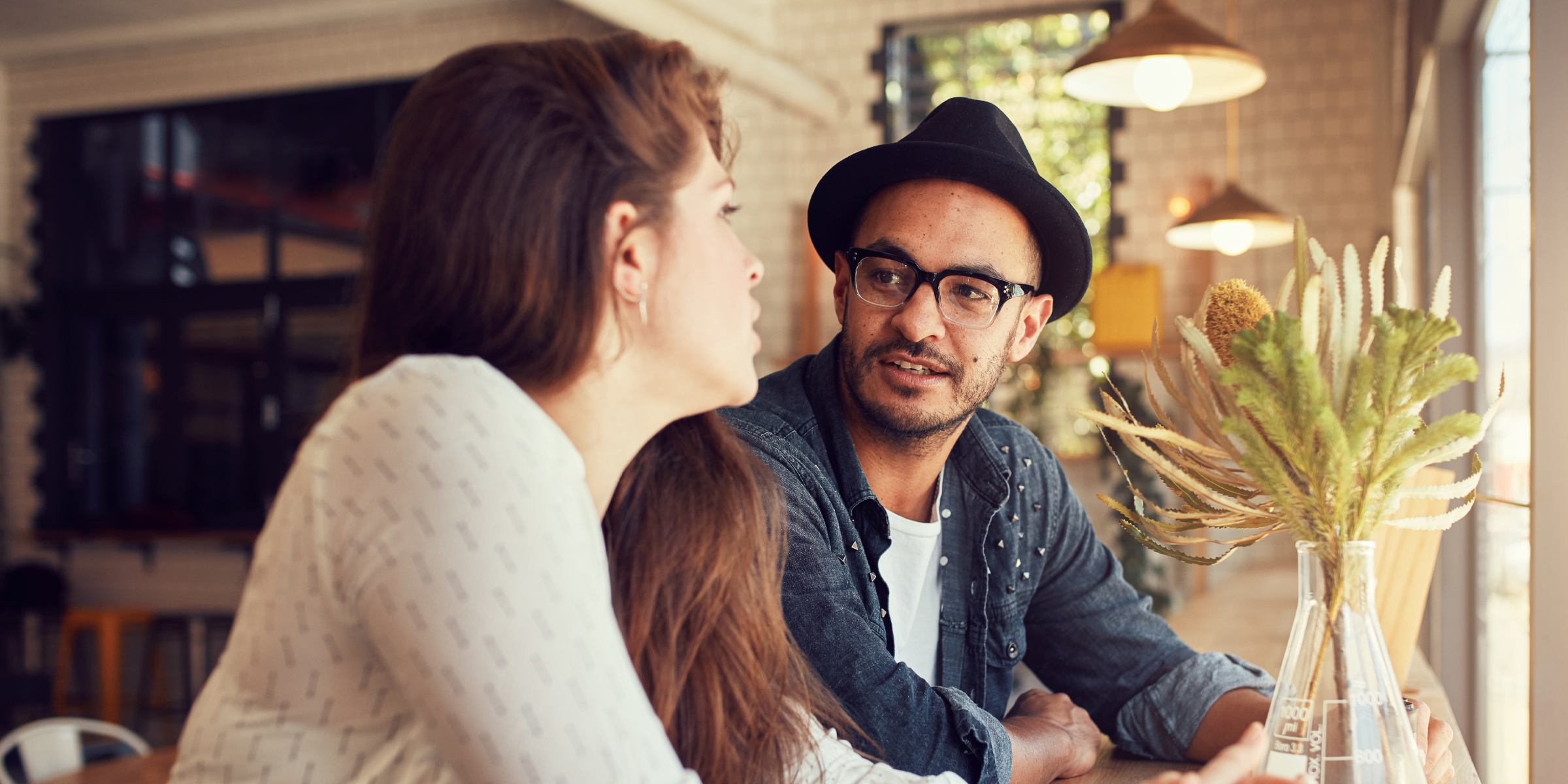 A man staring at a woman in a cunning way | Source: Shutterstock