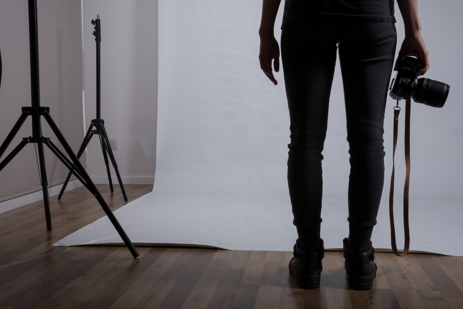 A photographer in her studio | Source: Freepik