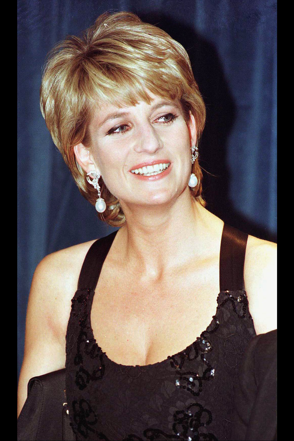 Princess Diana at the 41st annual United Cerebral Palsy Awards gala on December 11, 1995 in New York City. | Source: Getty Images