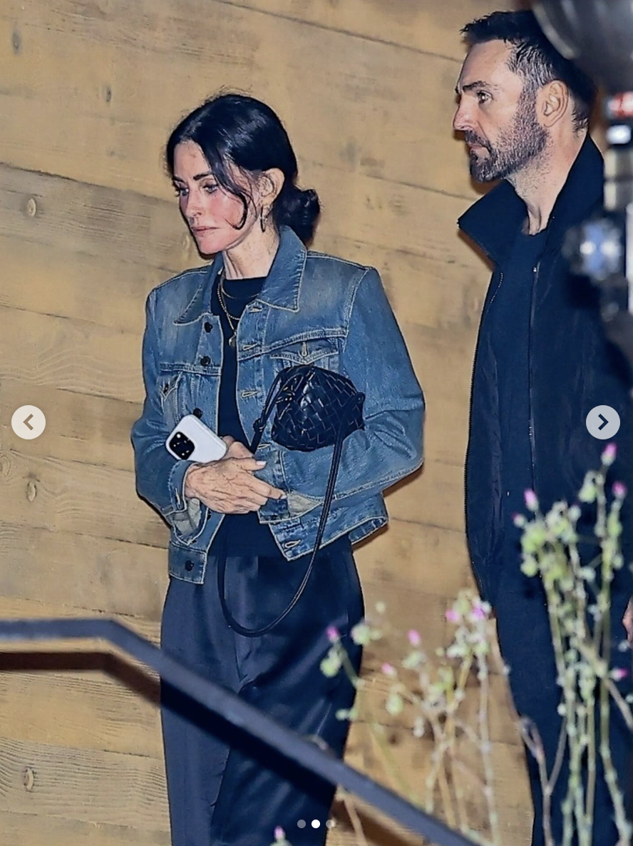 Courteney Cox and Johnny McDaid in Nobu, Malibu, on August 18, 2025. | Source: Instagram/justjared