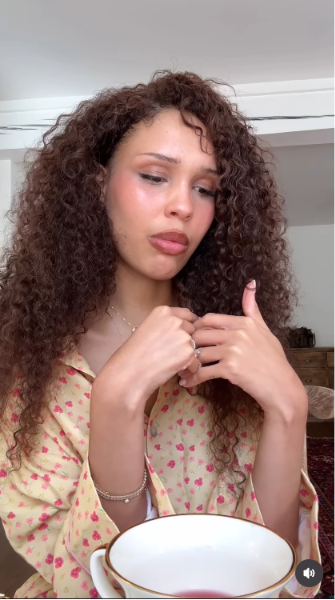 A screengrab of Nara Smith's video, shared on July 1, 2026. | Source: Instagram/naraaziza