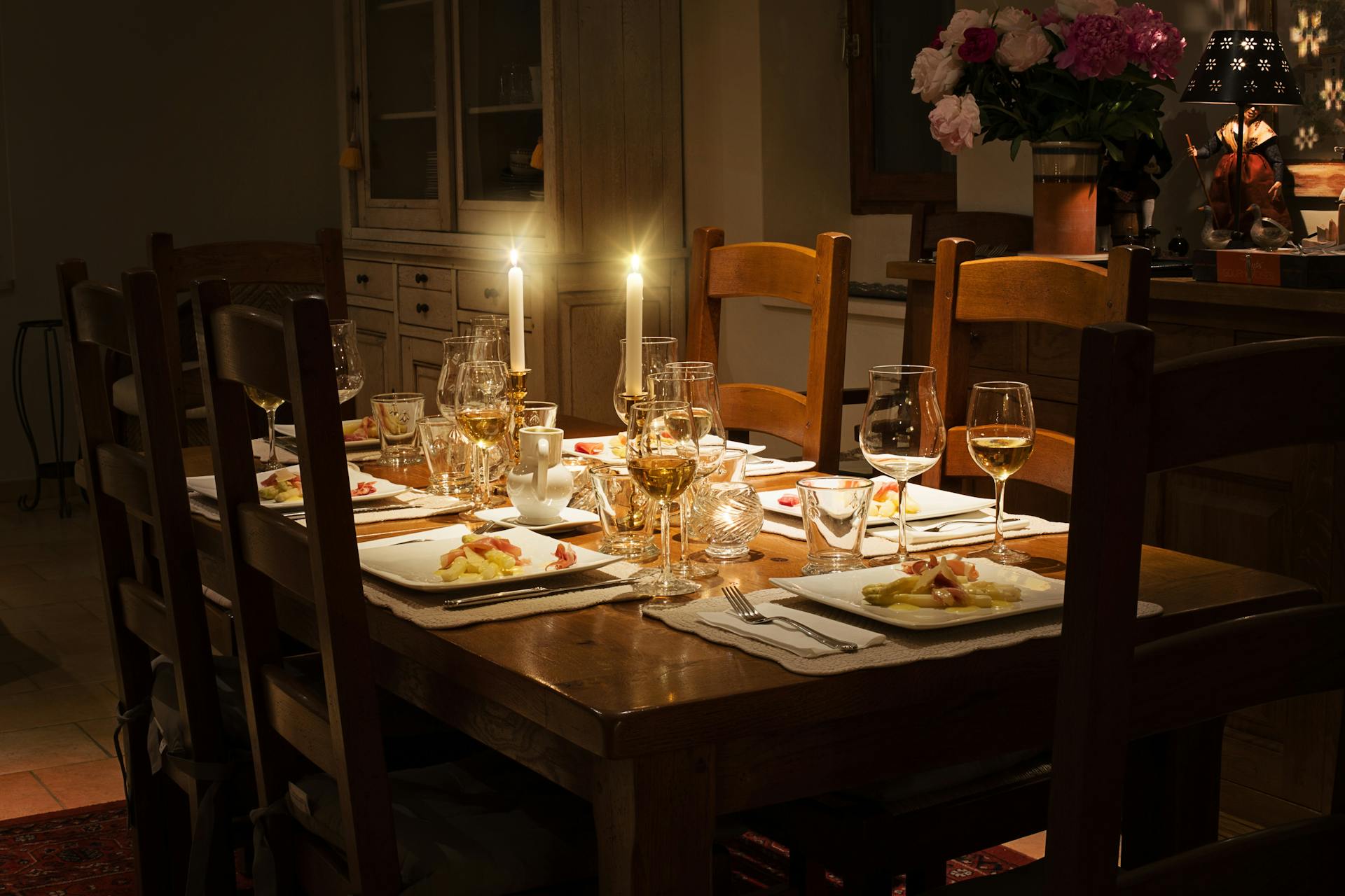A dining table with food served | Source: Pexels