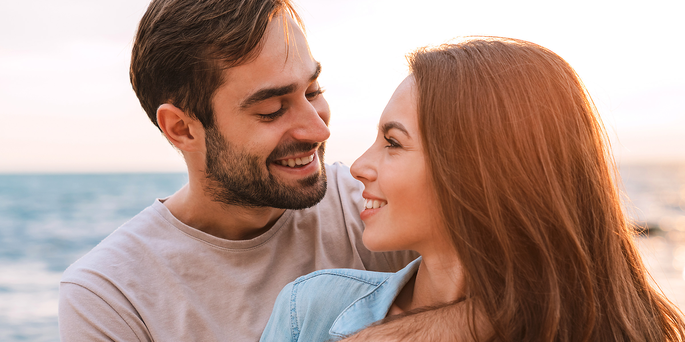 Happy couple | Source: Shutterstock