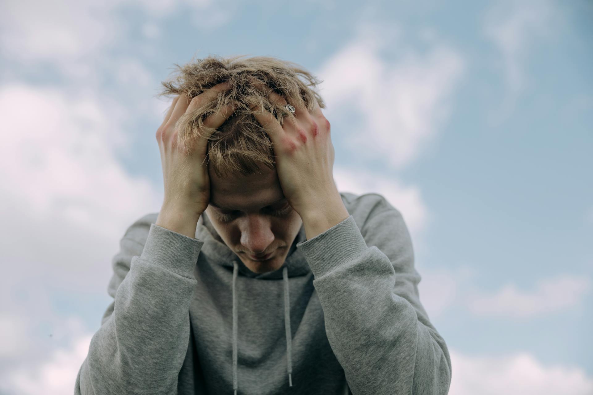 A distressed young man | Source: Pexels